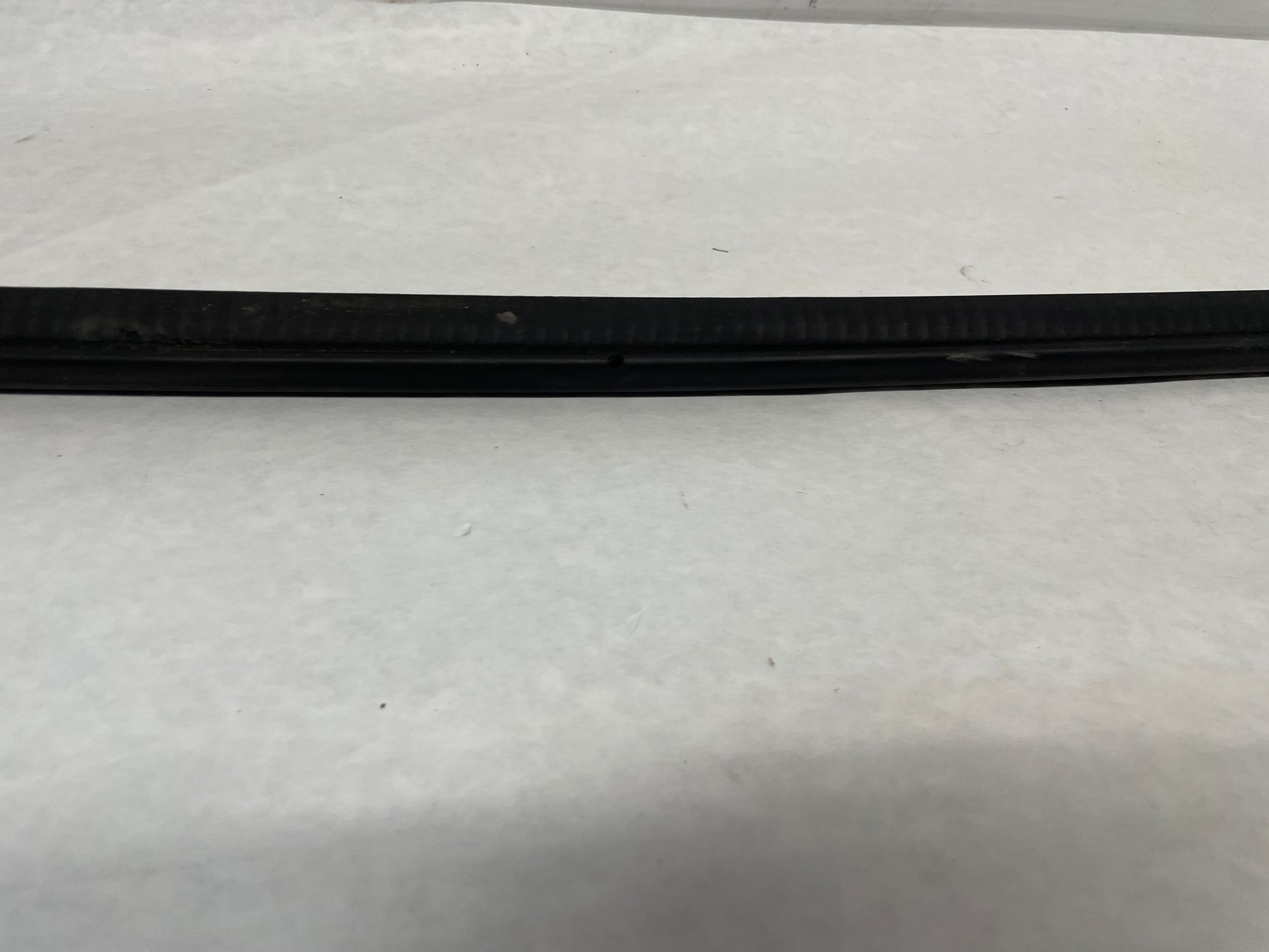 2006 Pontiac GTO  Wiper Cowl Rubber Weather Strip Seal OEM - Day's Parts Yard