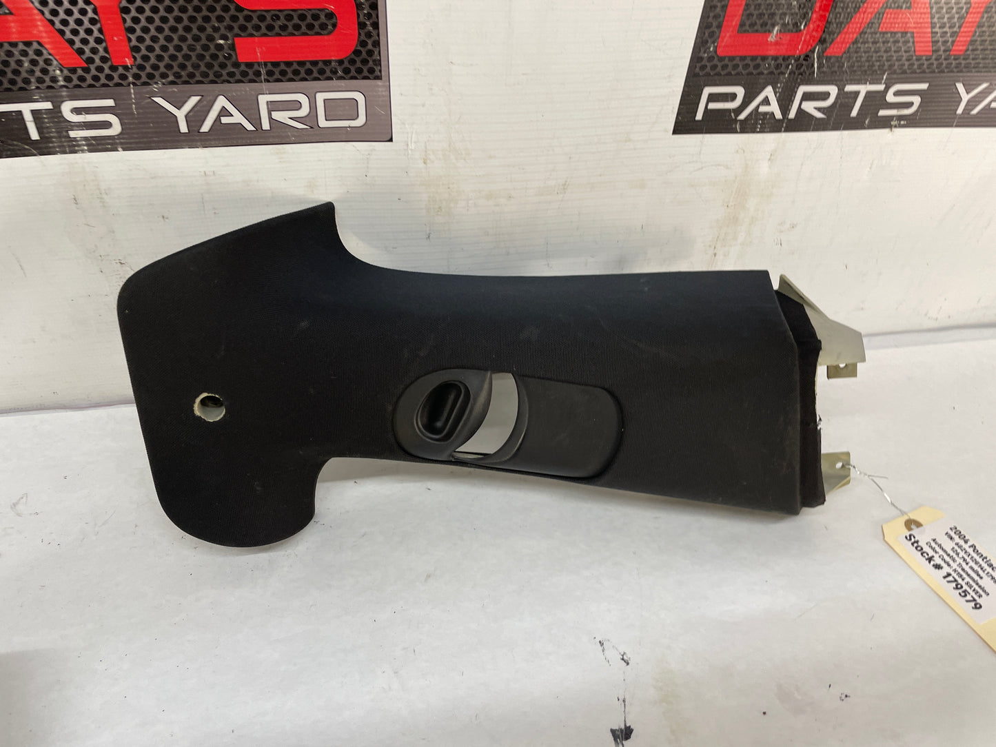 2004 Pontiac GTO RH & LH Interior Upper B Pillar Seat Belt Trim Panel Moldings OEM