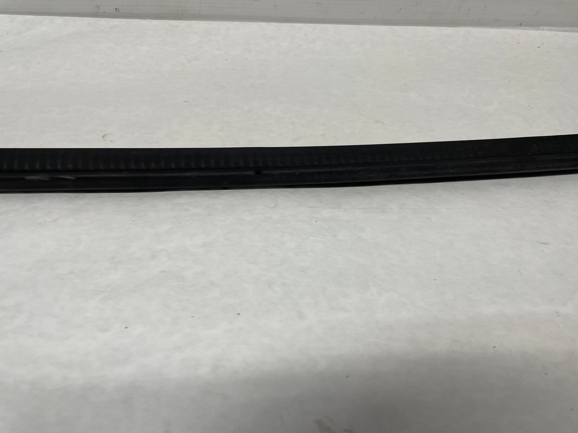 2006 Pontiac GTO  Wiper Cowl Rubber Weather Strip Seal OEM - Day's Parts Yard