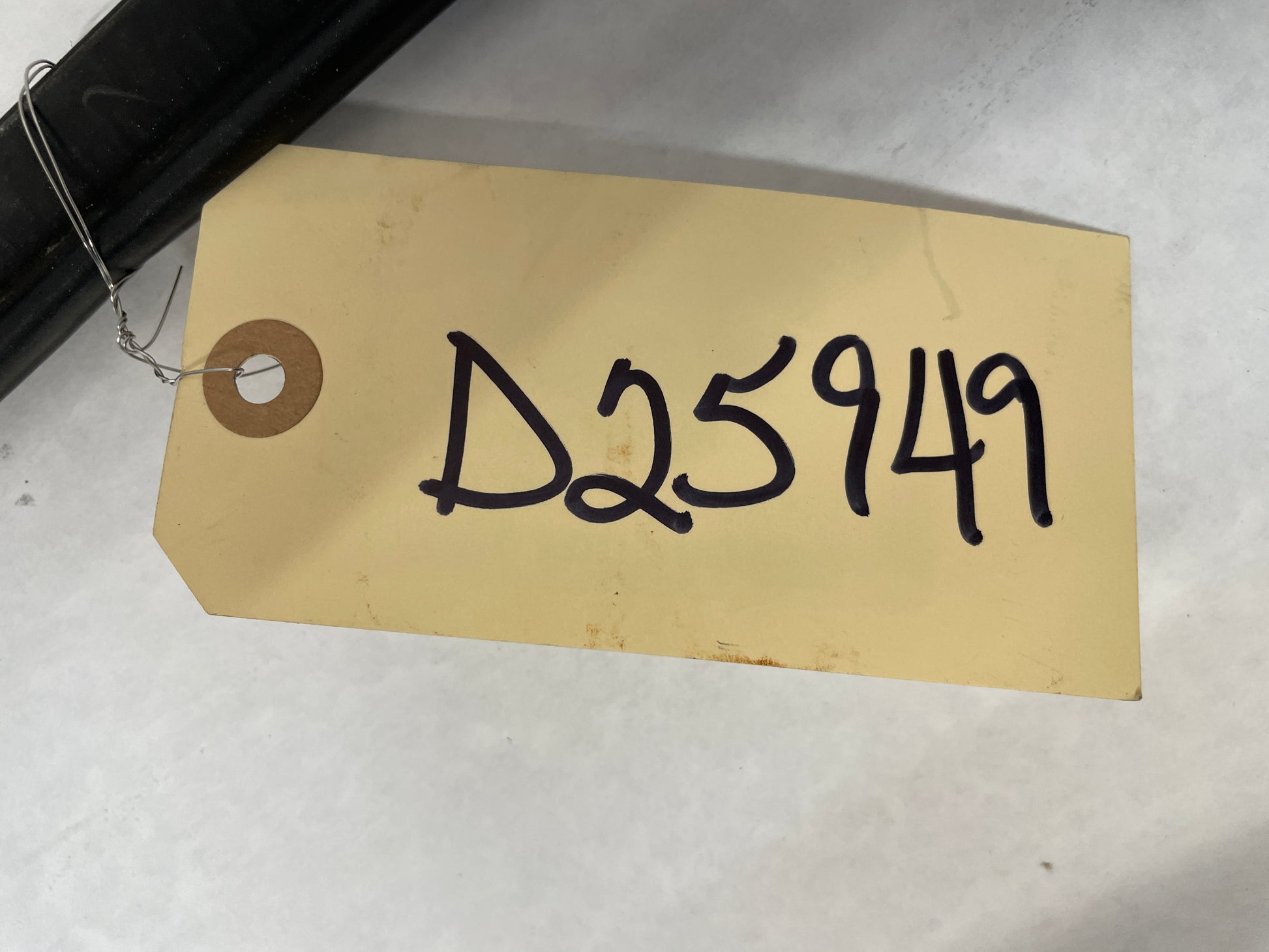 2006 Pontiac GTO  Wiper Cowl Rubber Weather Strip Seal OEM - Day's Parts Yard