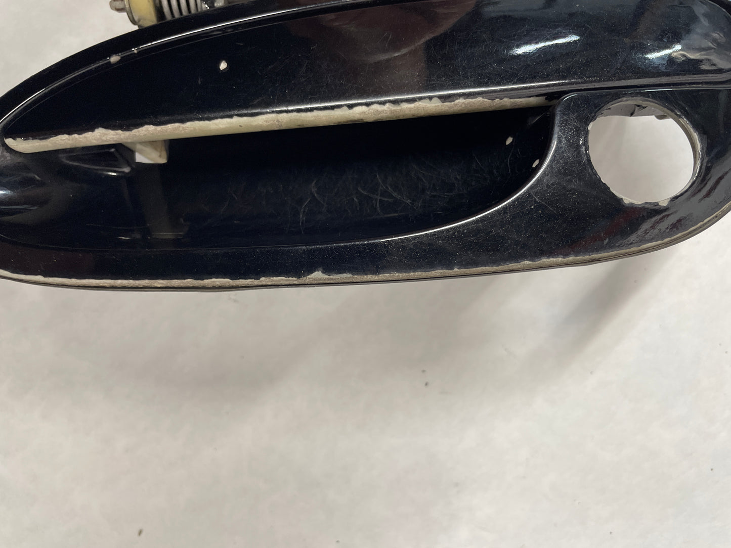 2006 Pontiac GTO LH Driver Exterior Door Handle OEM - Day's Parts Yard