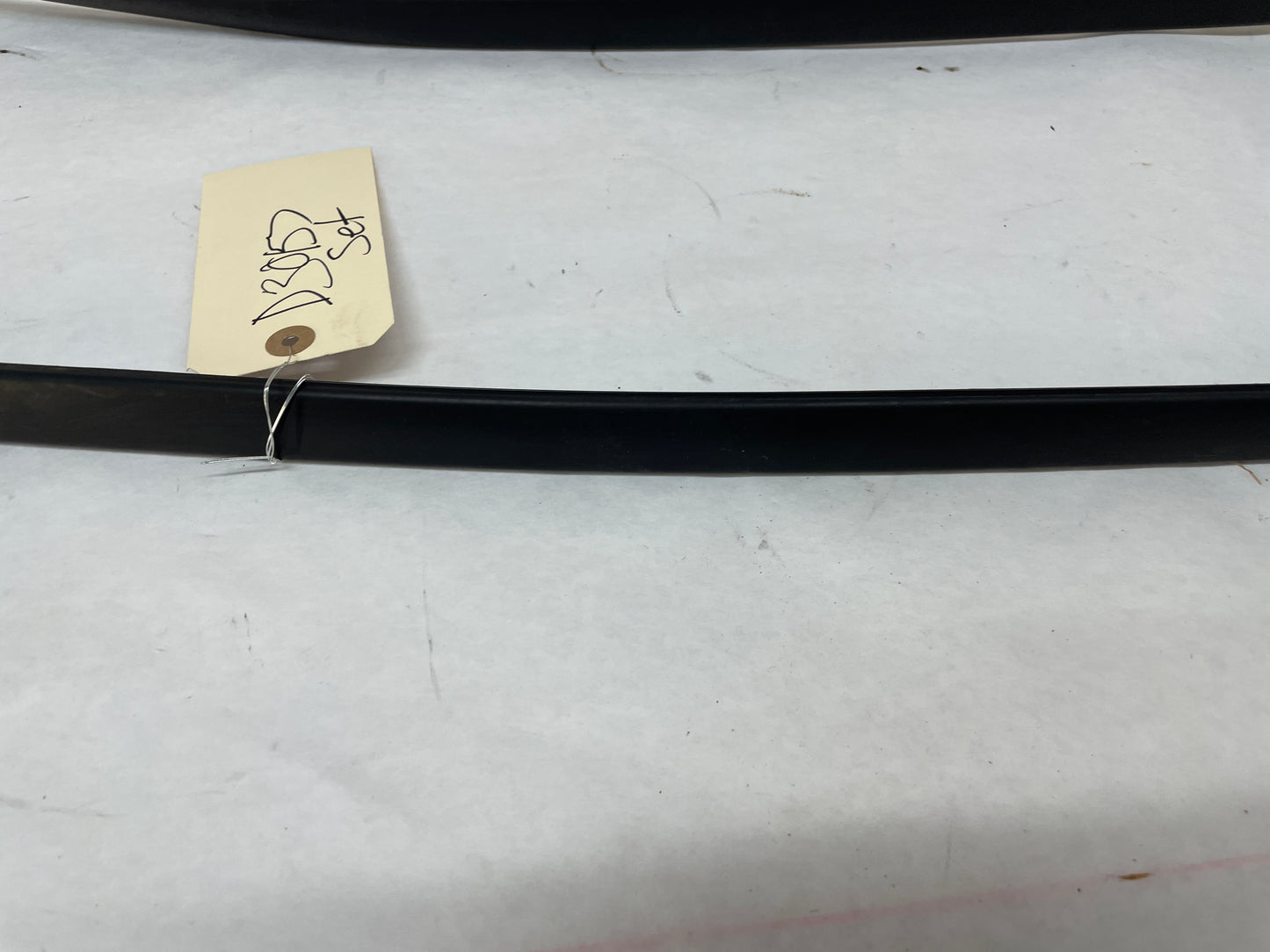 2004 Pontiac GTO RH & LH Roof Panel Joint Finish Trim Molding OEM