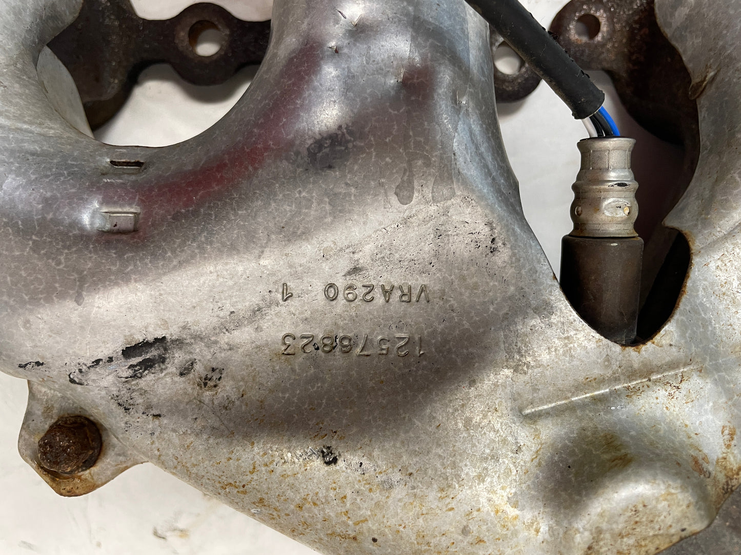 2008 Chevy Corvette RH & LH Exhaust Manifold OEM - Day's Parts Yard