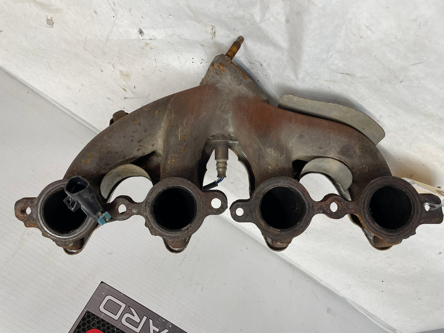 2008 Chevy Corvette RH & LH Exhaust Manifold OEM - Day's Parts Yard