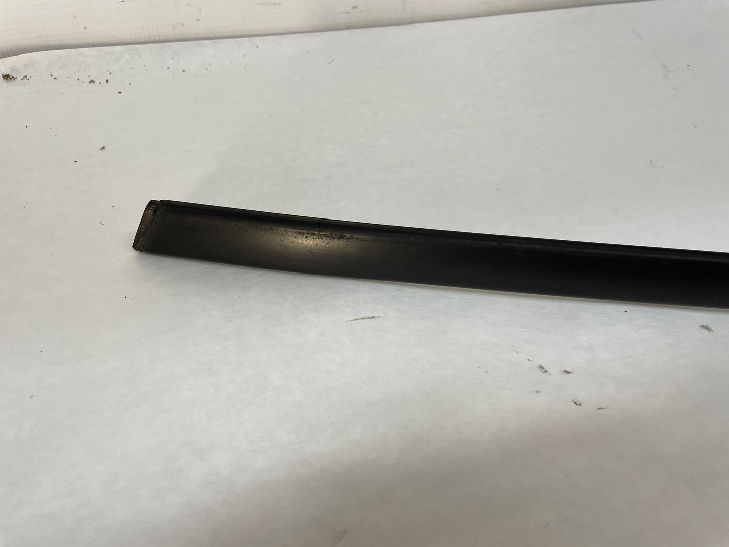 2004 Pontiac GTO RH & LH Roof Panel Joint Finish Trim Molding OEM