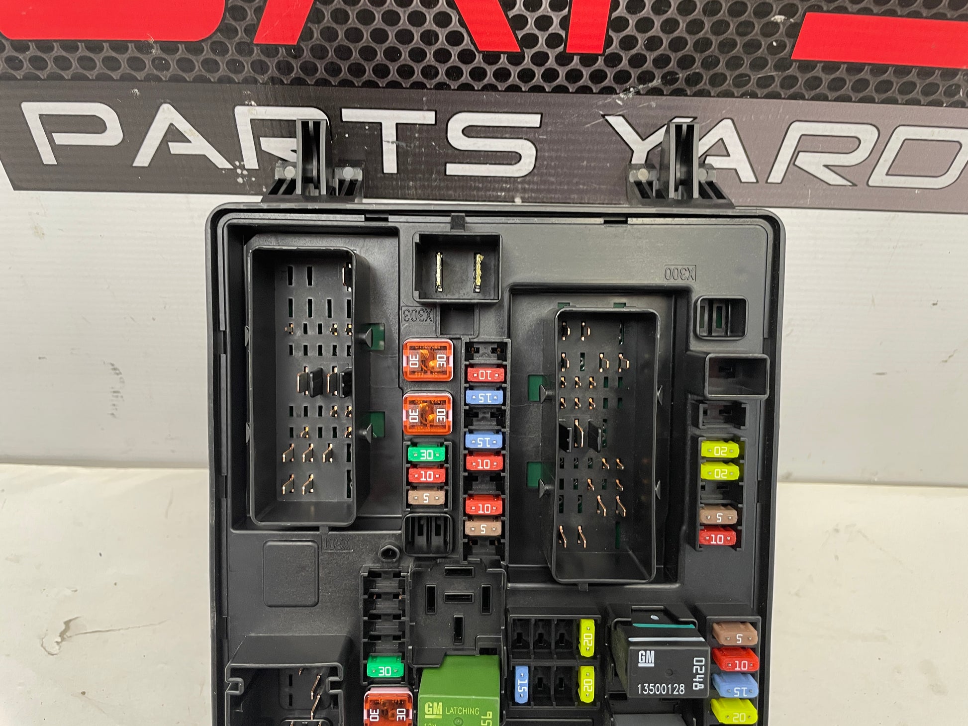 2016 Chevy SS Sedan Rear Fuse Relay Box OEM - Day's Parts Yard
