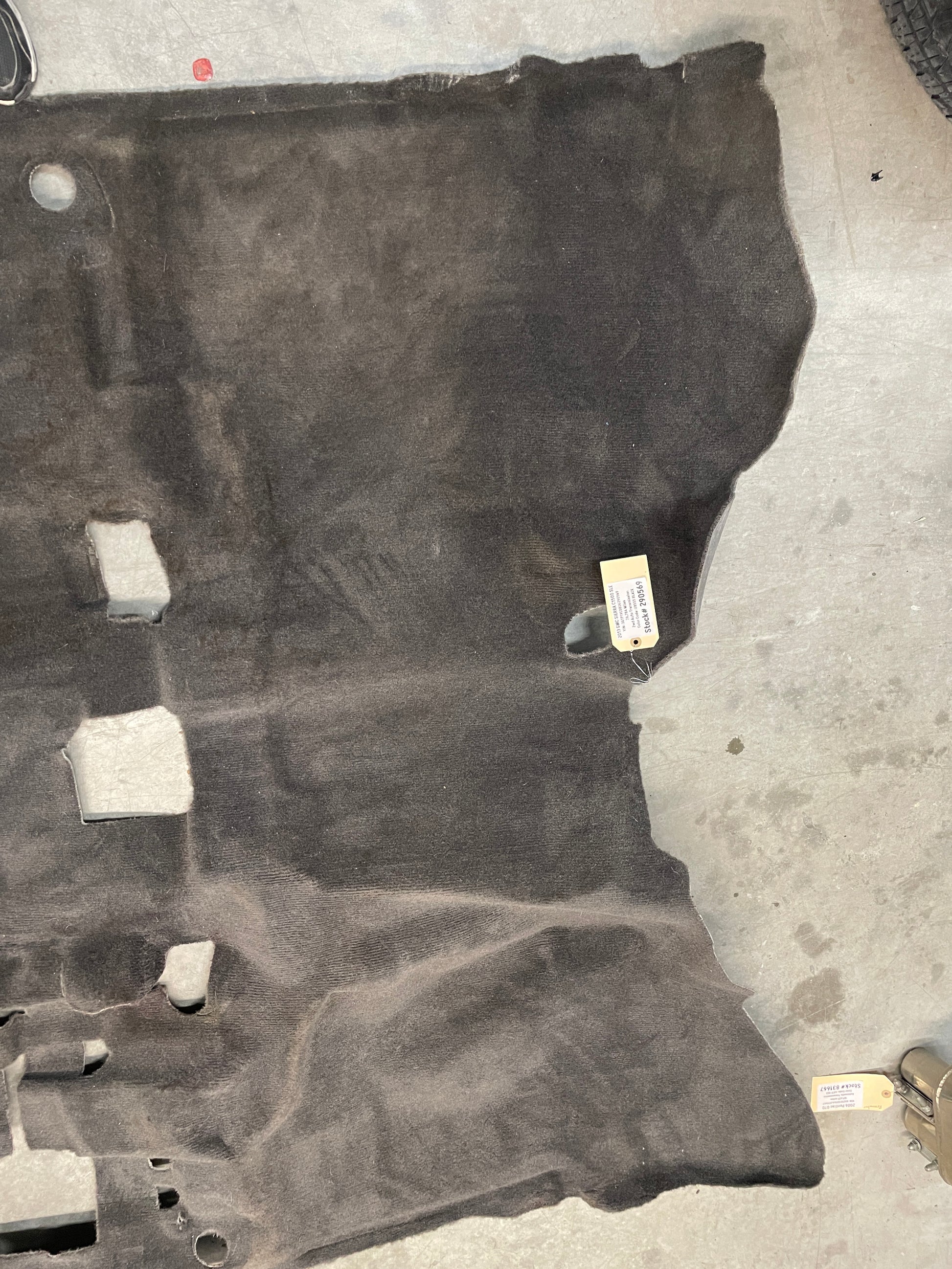 2013 GMC Sierra C1500 SLE Complete Floor Carpet OEM - Day's Parts Yard