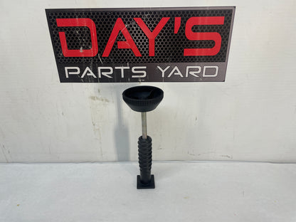 2009 Pontiac G8 GT Spare Wheel Stowage Retainer Nut Screw Bolt Stud OEM - Day's Parts Yard