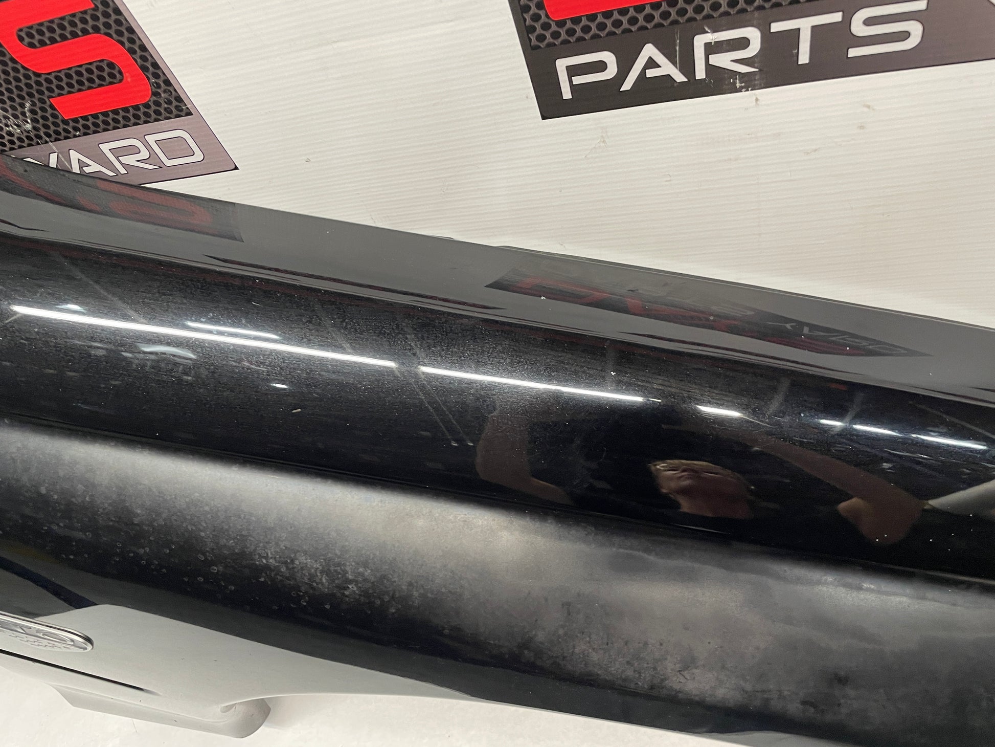 2006 Pontiac GTO RH Passenger Fender OEM - Day's Parts Yard