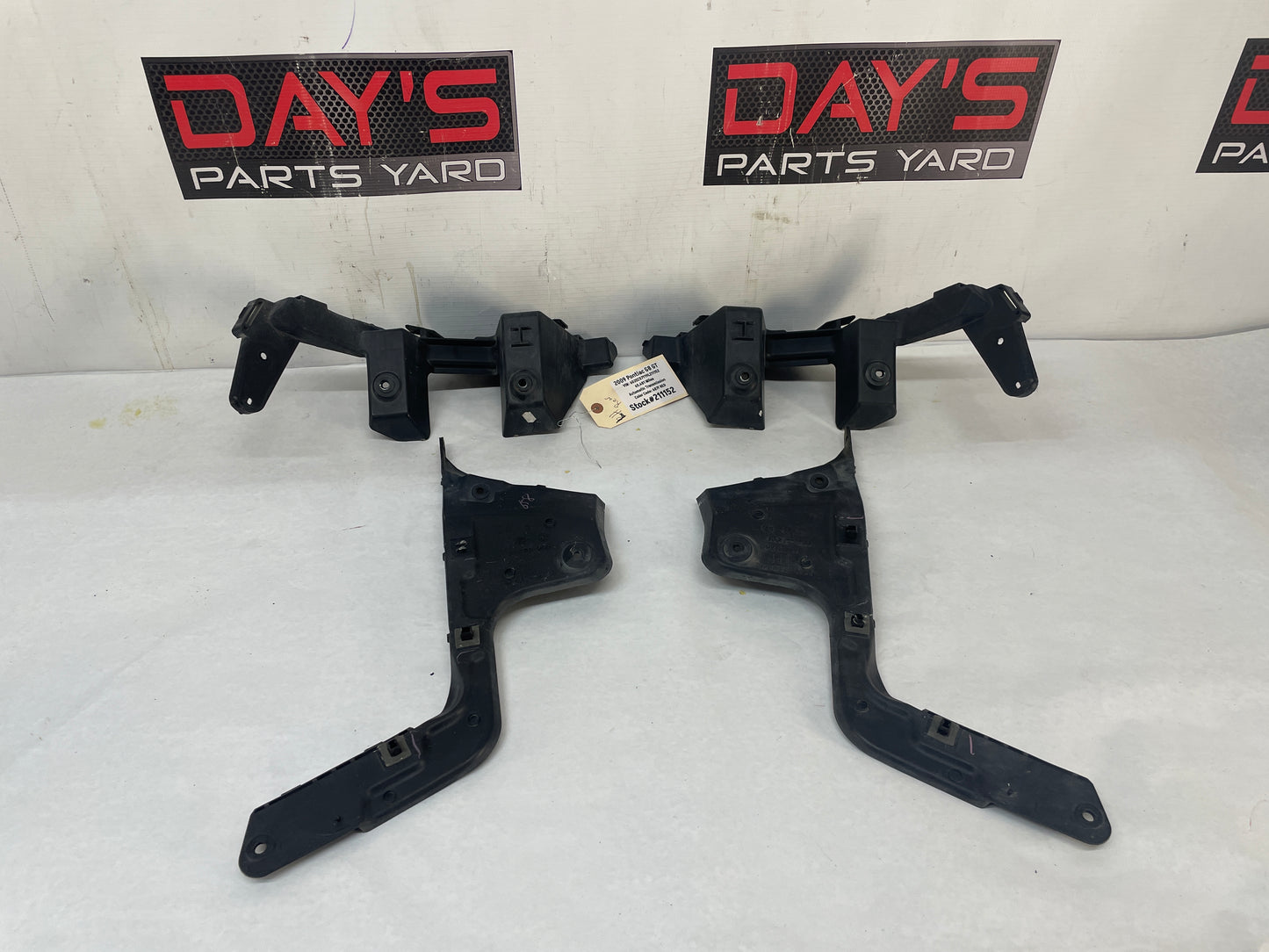 2009 Pontiac G8 GT Complete Rear Bumper Brackets Mounts Supports Guides Set OEM - Day's Parts Yard