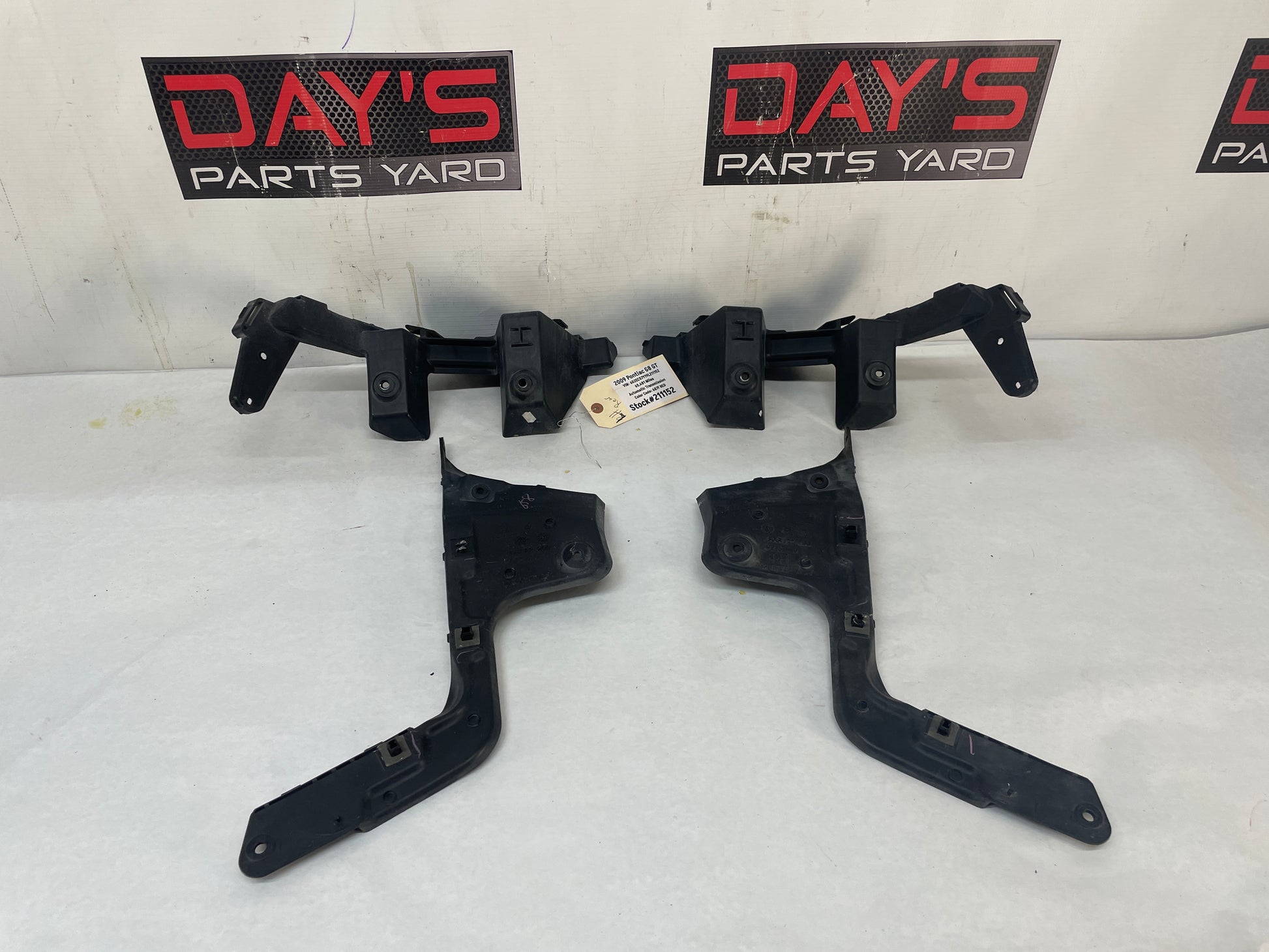 2009 Pontiac G8 GT Complete Rear Bumper Brackets Mounts Supports Guides Set OEM - Day's Parts Yard