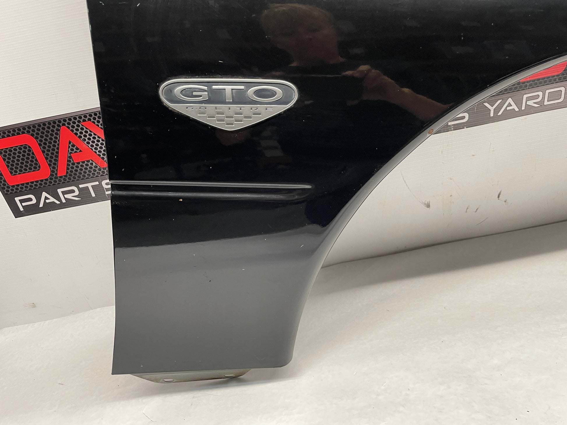 2006 Pontiac GTO RH Passenger Fender OEM - Day's Parts Yard