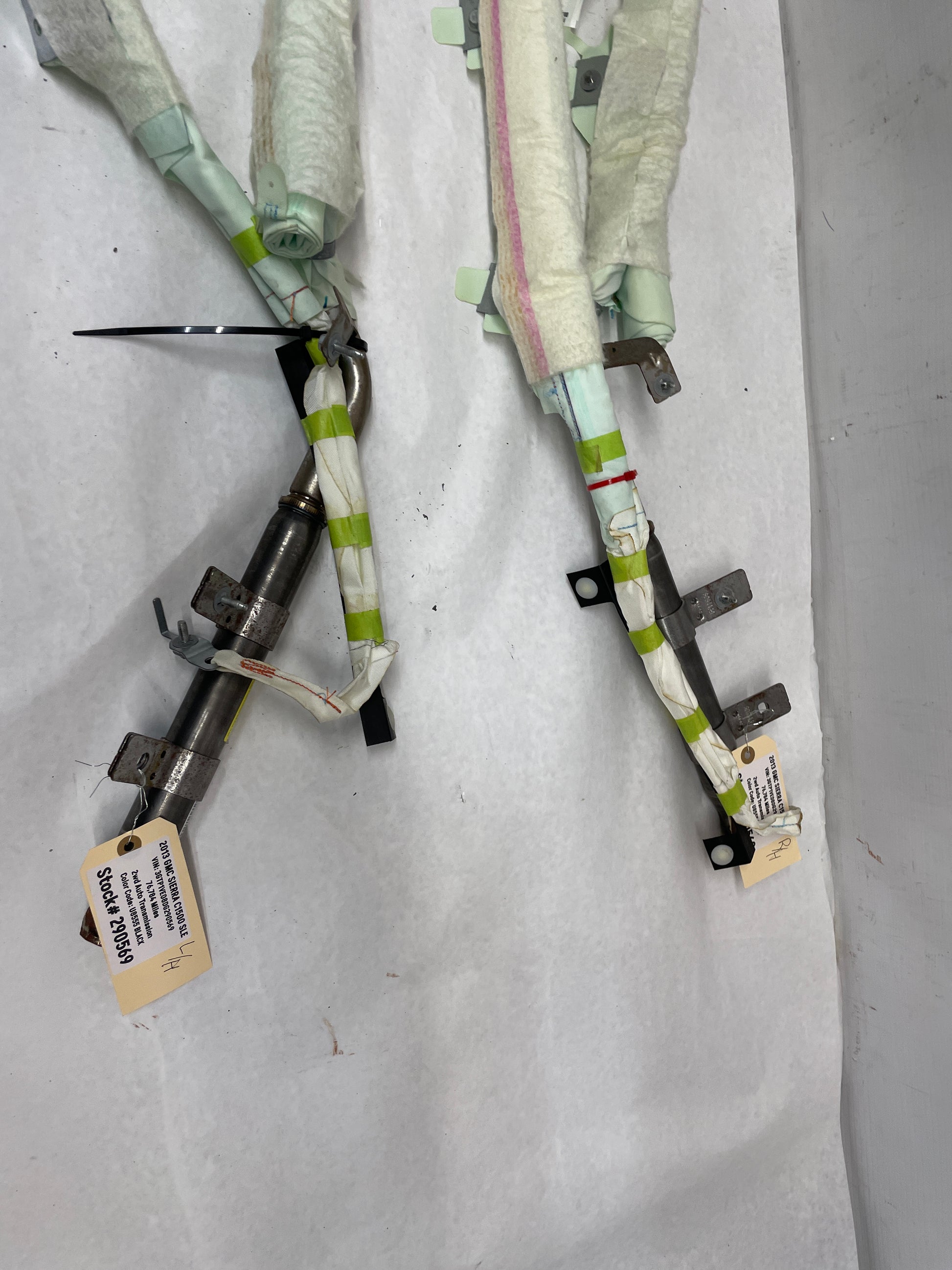 2013 GMC Sierra C1500 SLE RH & LH Curtain Airbags Air Bags OEM - Day's Parts Yard