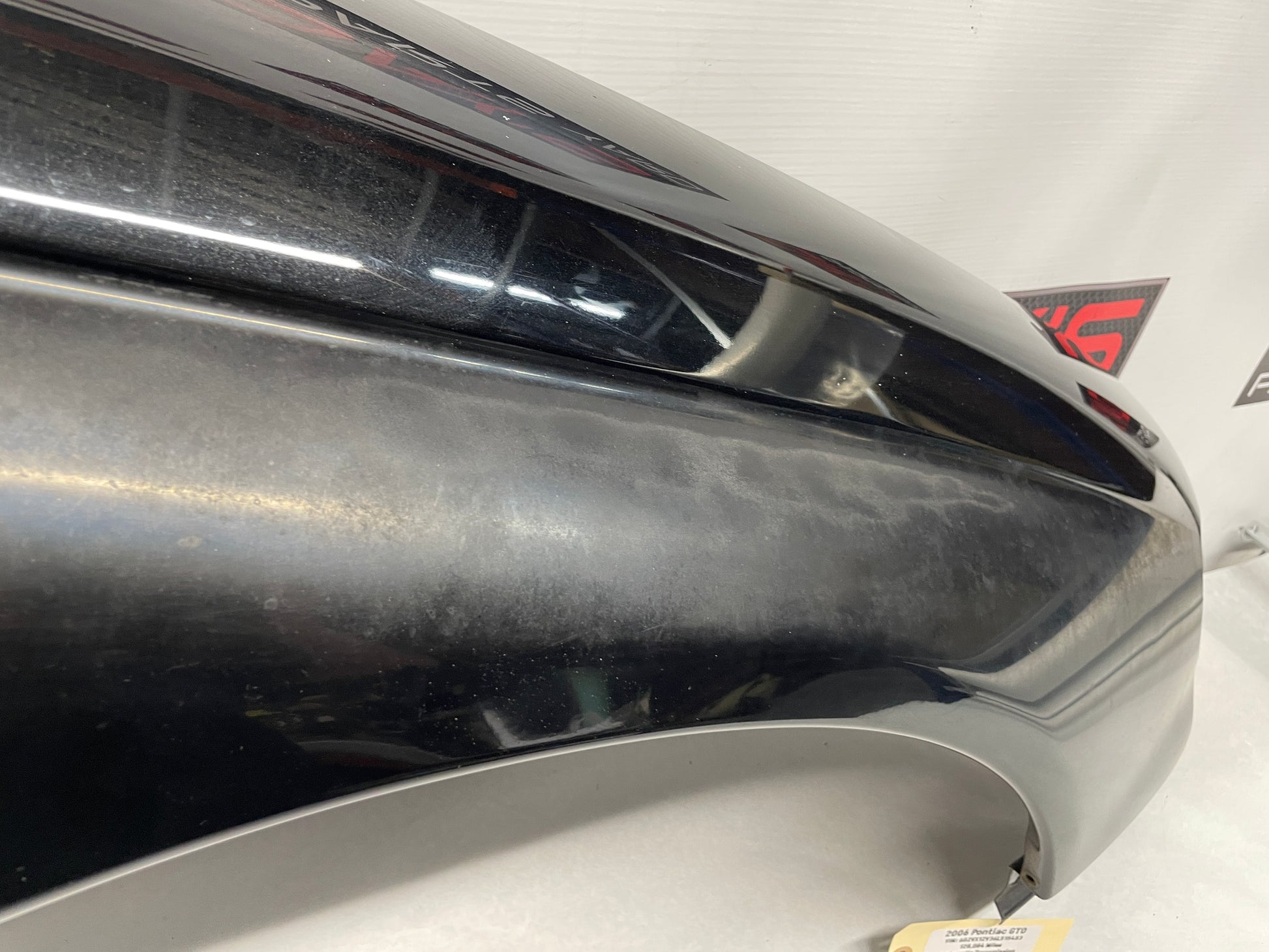 2006 Pontiac GTO RH Passenger Fender OEM - Day's Parts Yard