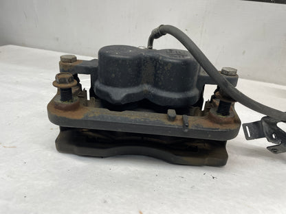 2013 GMC Sierra C1500 SLE RH & LH Front Brake Calipers OEM - Day's Parts Yard