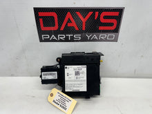 2011 Cadillac CTS-V Coupe Radio Receiver w/ Amber Interior Light Control Module OEM - Day's Parts Yard