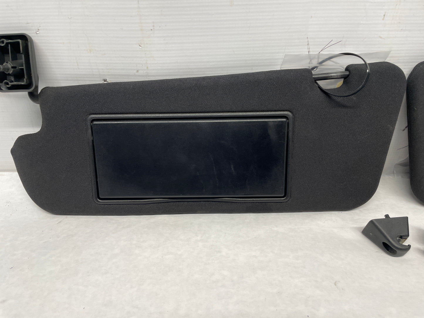 2006 Pontiac GTO RH & LH Sun Visors Sunvisors w/ Clips OEM - Day's Parts Yard