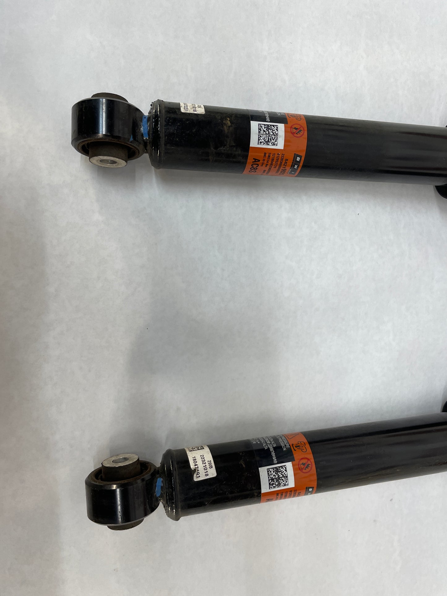 2018 Chevy Camaro ZL1  RH & LH Rear Suspension Shock Absorber Magnetic Ride OEM