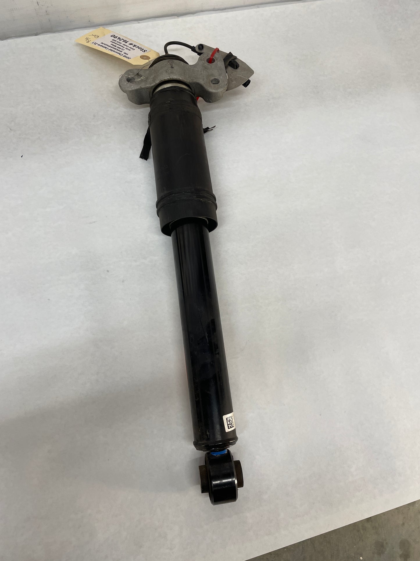 2018 Chevy Camaro ZL1  RH & LH Rear Suspension Shock Absorber Magnetic Ride OEM