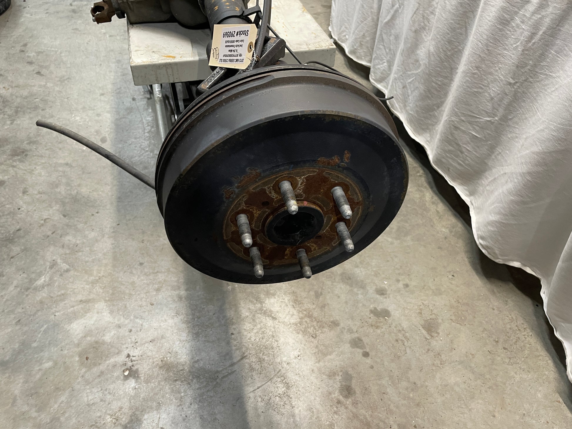 2013 GMC Sierra C1500 SLE Rear End Axle Carrier Rearend Differential OEM - Day's Parts Yard