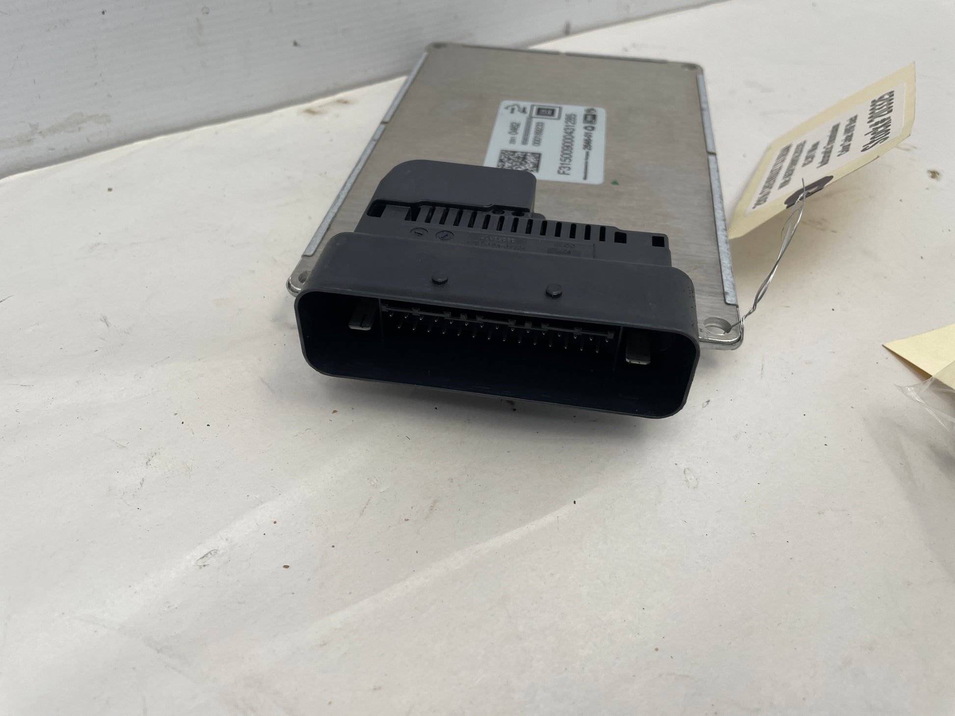 2016 Chevy SS Sedan Electronic Suspension Control Module OEM - Day's Parts Yard