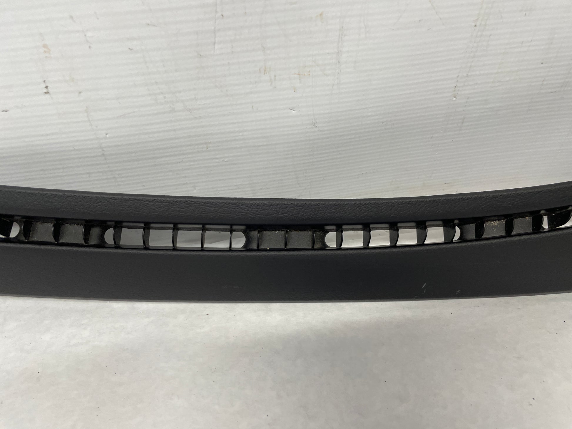 2006 Pontiac GTO Windshield Dash Cowl Defrost Grille Panels Vent Trim Pair OEM - Day's Parts Yard