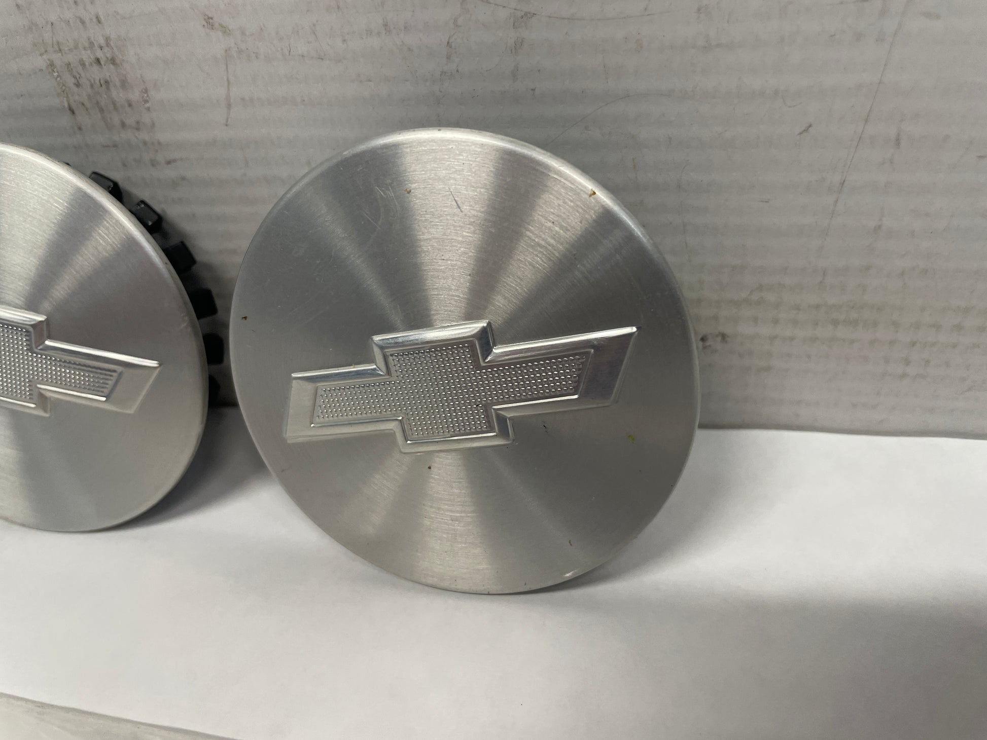 2019 Chevy Camaro SS 2 Wheel Center Caps Silver OEM - Day's Parts Yard