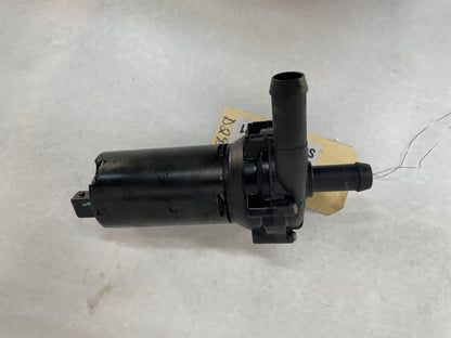 2010 Cadillac CTS-V Sedan Intercooler Heat Exchanger Coolant Pump OEM