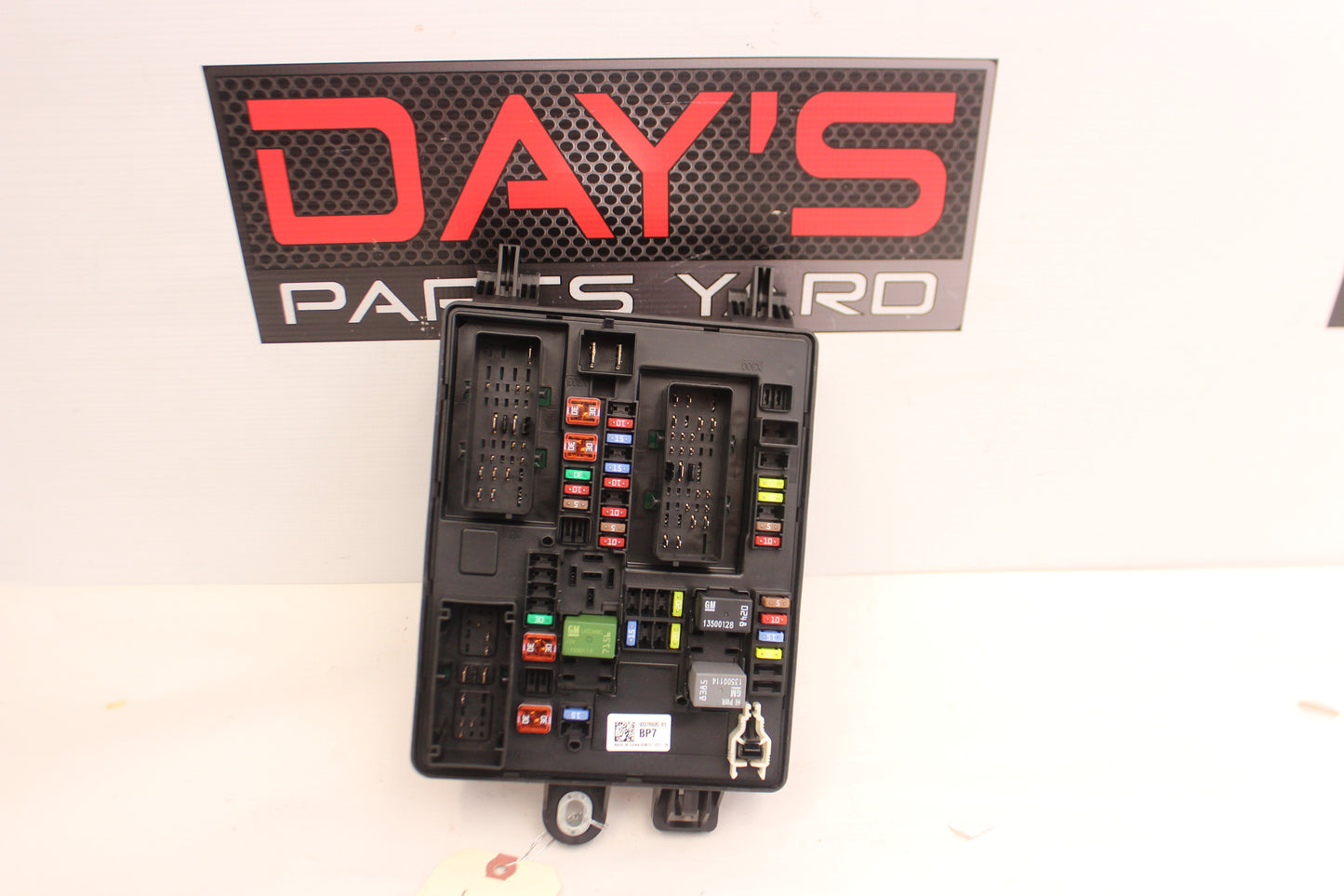 2017 Chevy SS Sedan Rear Fuse Box Relay Panel  OEM - Day's Parts Yard