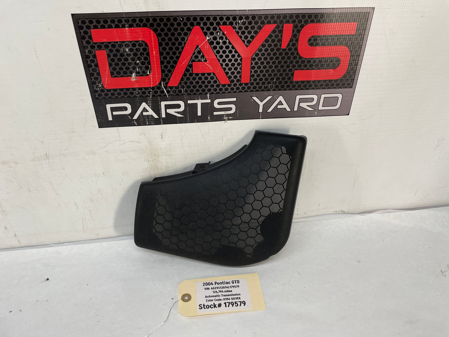 2004 Pontiac GTO LH Driver Interior Door Panel Speaker Grille Cover OEM