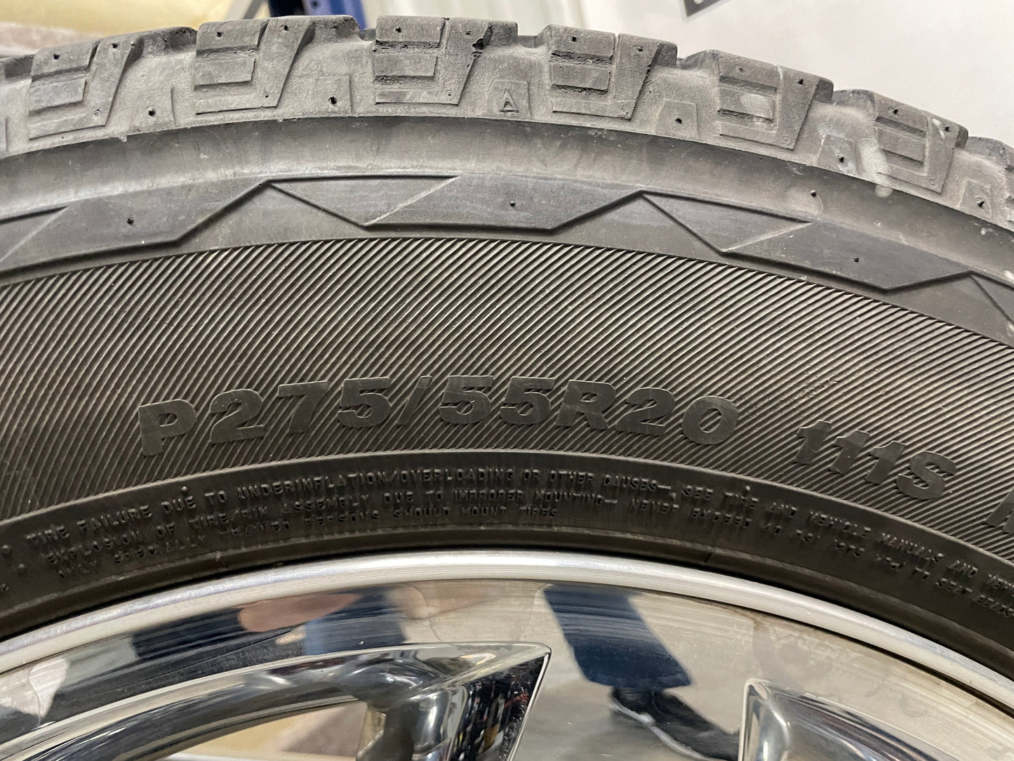 2013 GMC Sierra C1500 SLE Wheels & Tires Bridgestone Dueler Set 20X8.5 - Day's Parts Yard