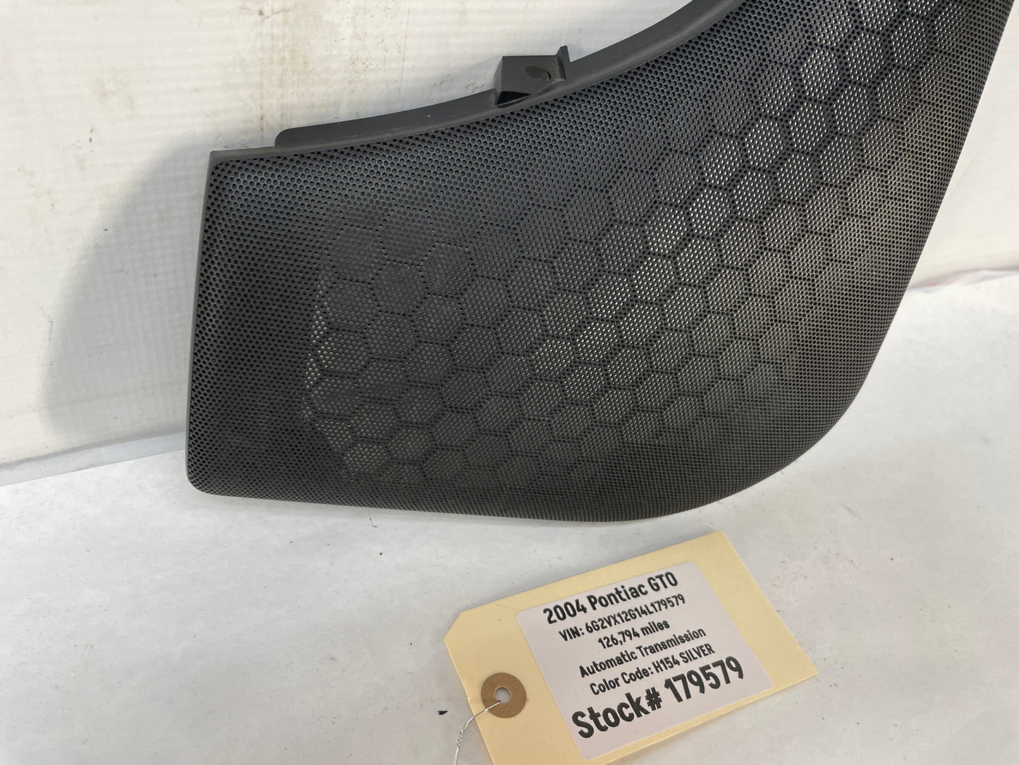 2004 Pontiac GTO LH Driver Interior Door Panel Speaker Grille Cover OEM