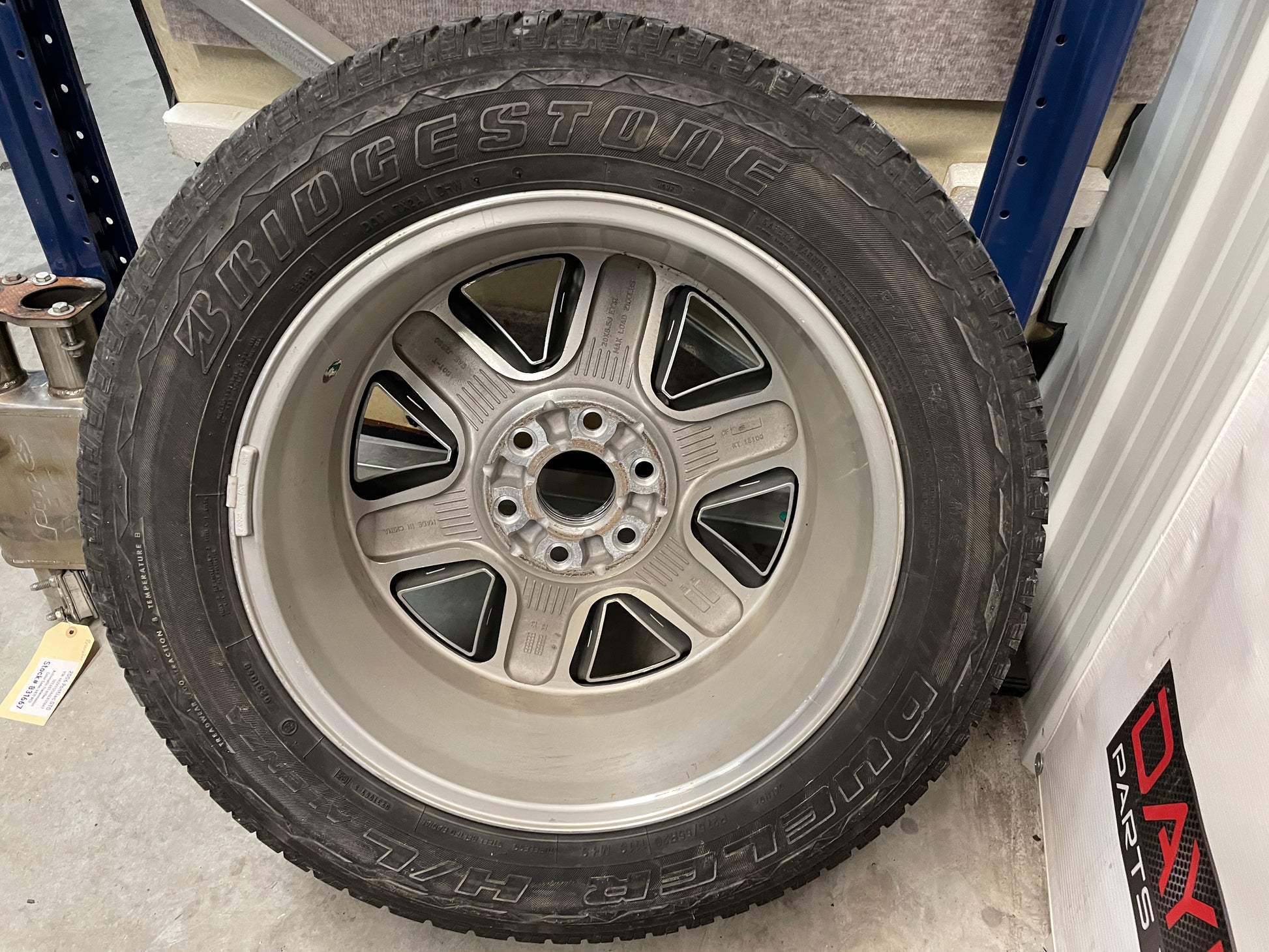 2013 GMC Sierra C1500 SLE Wheels & Tires Bridgestone Dueler Set 20X8.5 - Day's Parts Yard