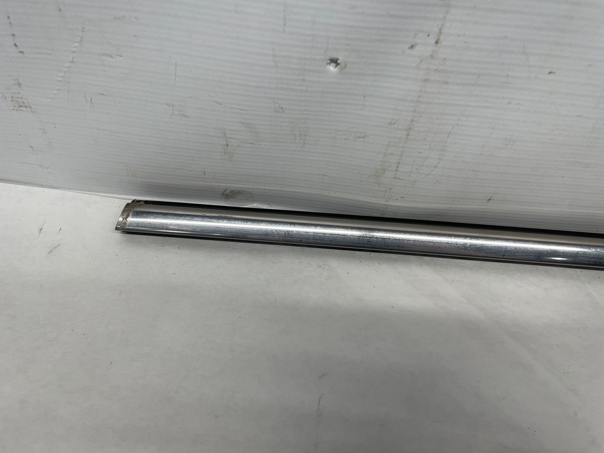2017 Chevy SS Sedan LH Driver Front Window Door Belt Reveal Molding Trim OEM - Day's Parts Yard