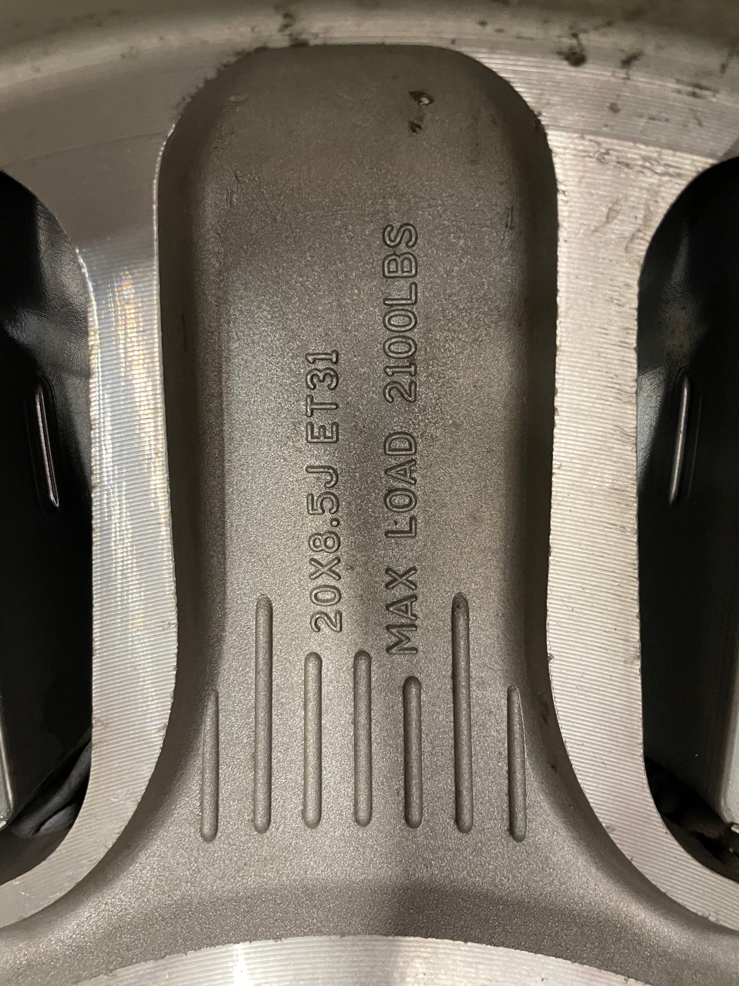 2013 GMC Sierra C1500 SLE Wheels & Tires Bridgestone Dueler Set 20X8.5 - Day's Parts Yard