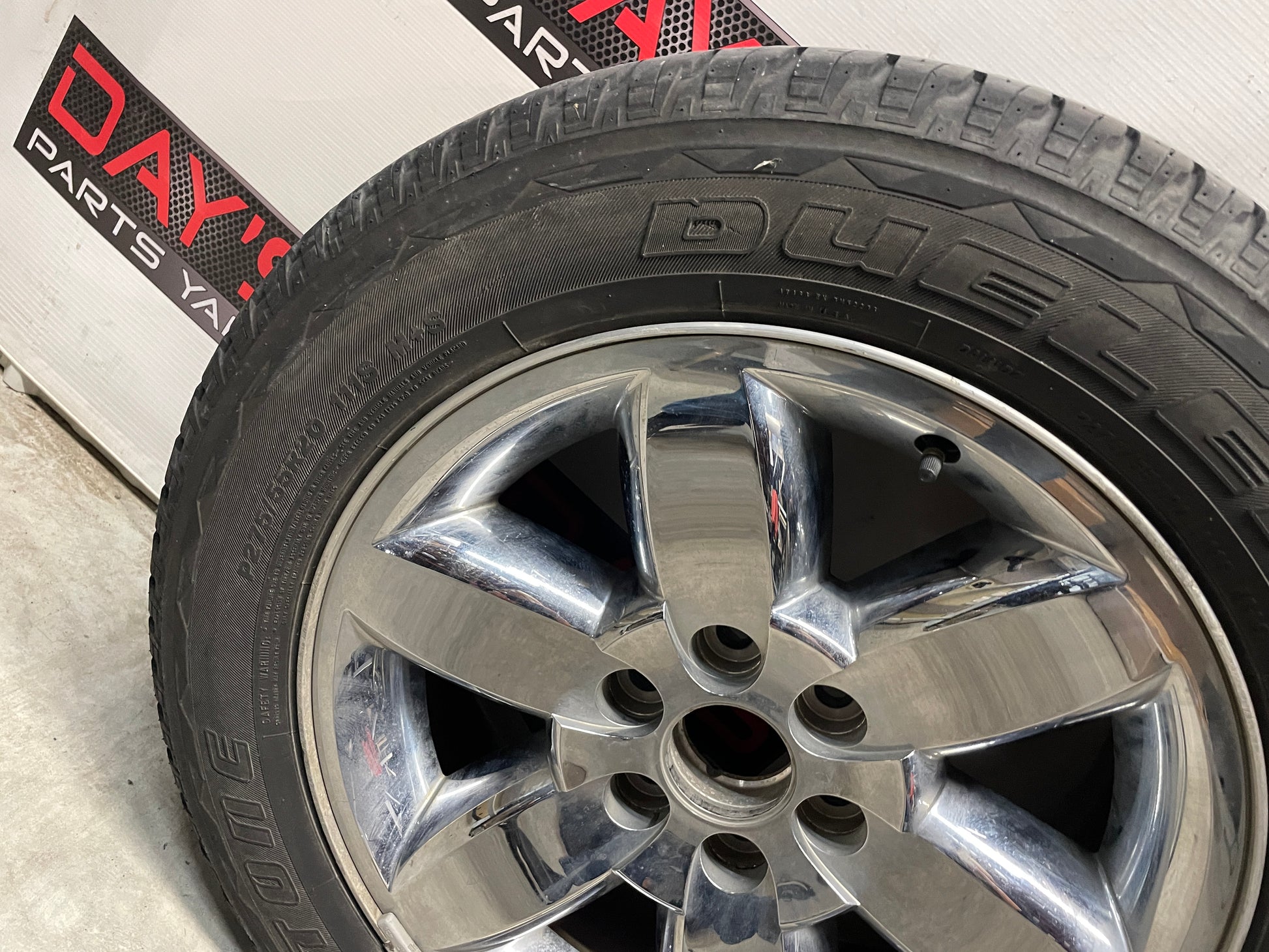 2013 GMC Sierra C1500 SLE Wheels & Tires Bridgestone Dueler Set 20X8.5 - Day's Parts Yard