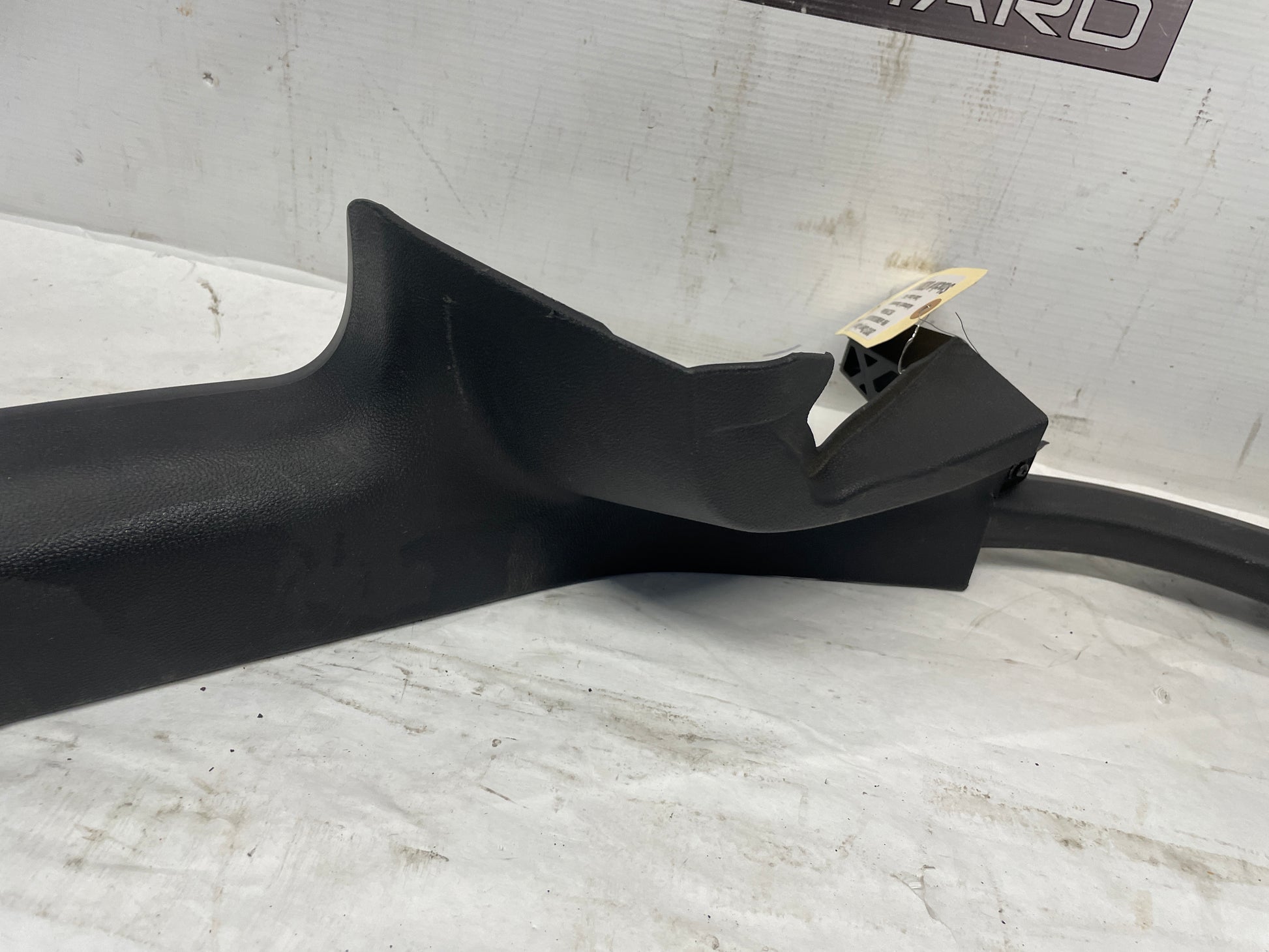 2013 Chevy Caprice LH Driver Rear Interior Quarter Pillar Carpet Retainer Sill Trim Panel OEM - Day's Parts Yard
