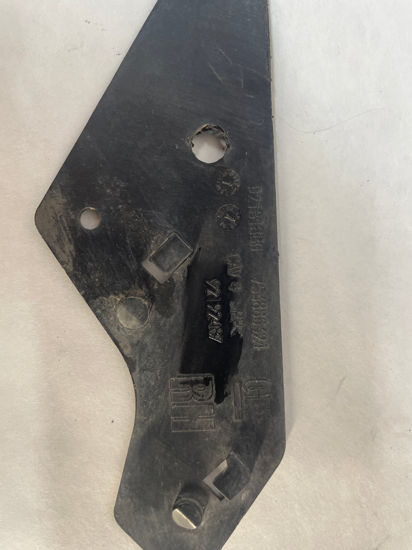 2009 Pontiac G8 GTRH & LH Rear Bumper Fascia Extension OEM ??? - Day's Parts Yard