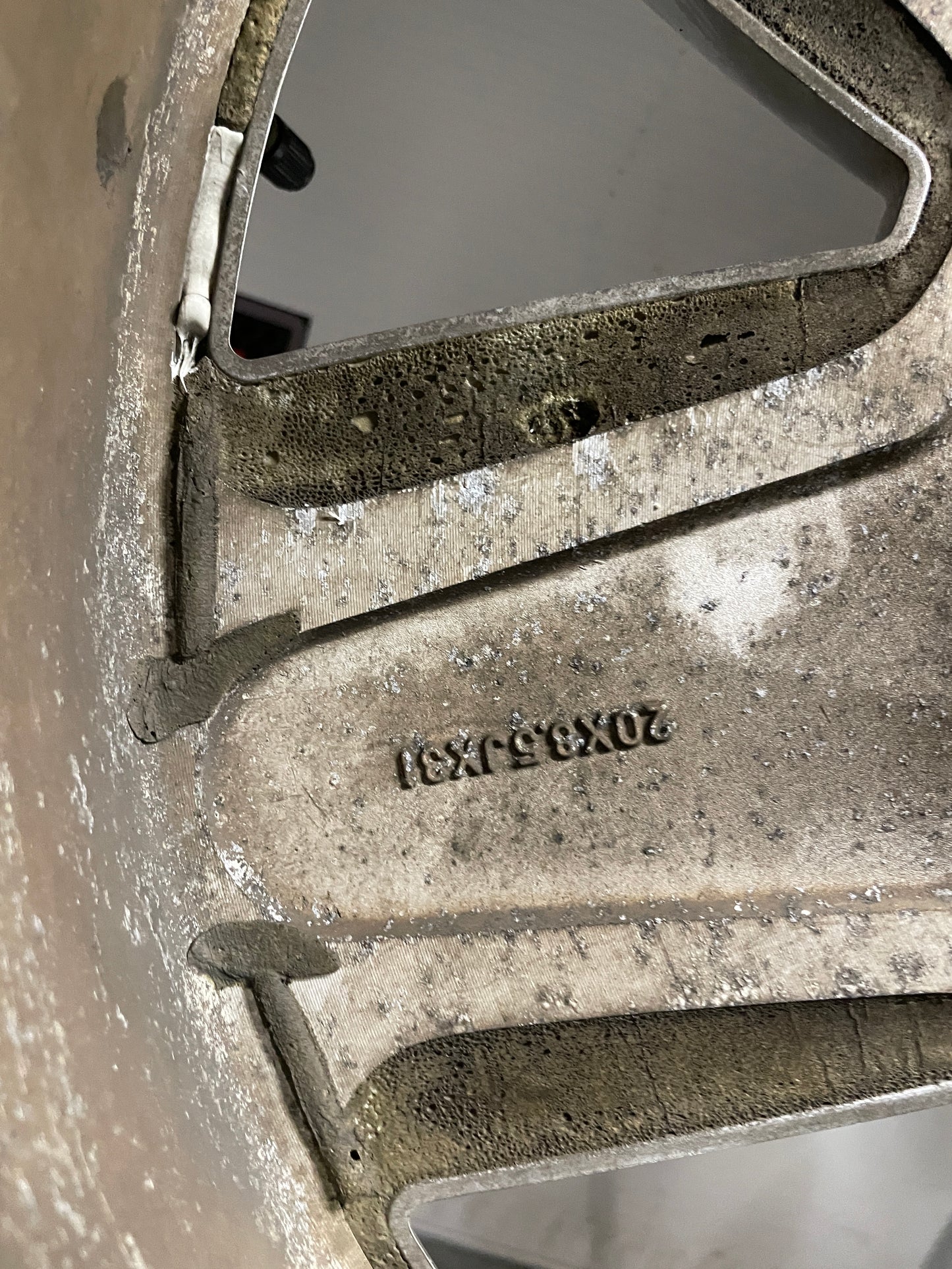 2013 GMC Sierra C1500 SLE Wheels & Tires Bridgestone Dueler Set 20X8.5 - Day's Parts Yard