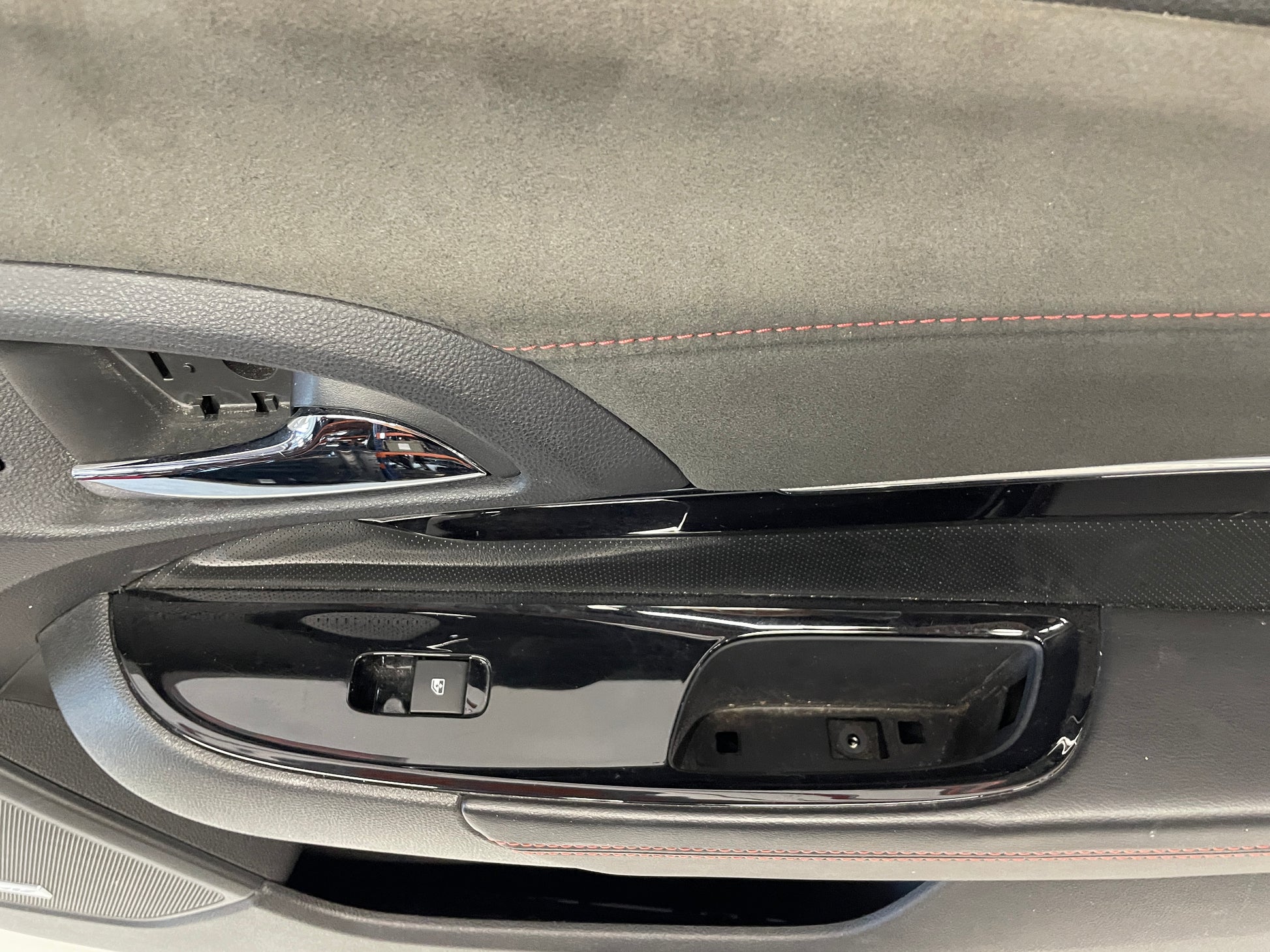 2017 Chevy SS Sedan RH Passenger Front Door Panel OEM - Day's Parts Yard