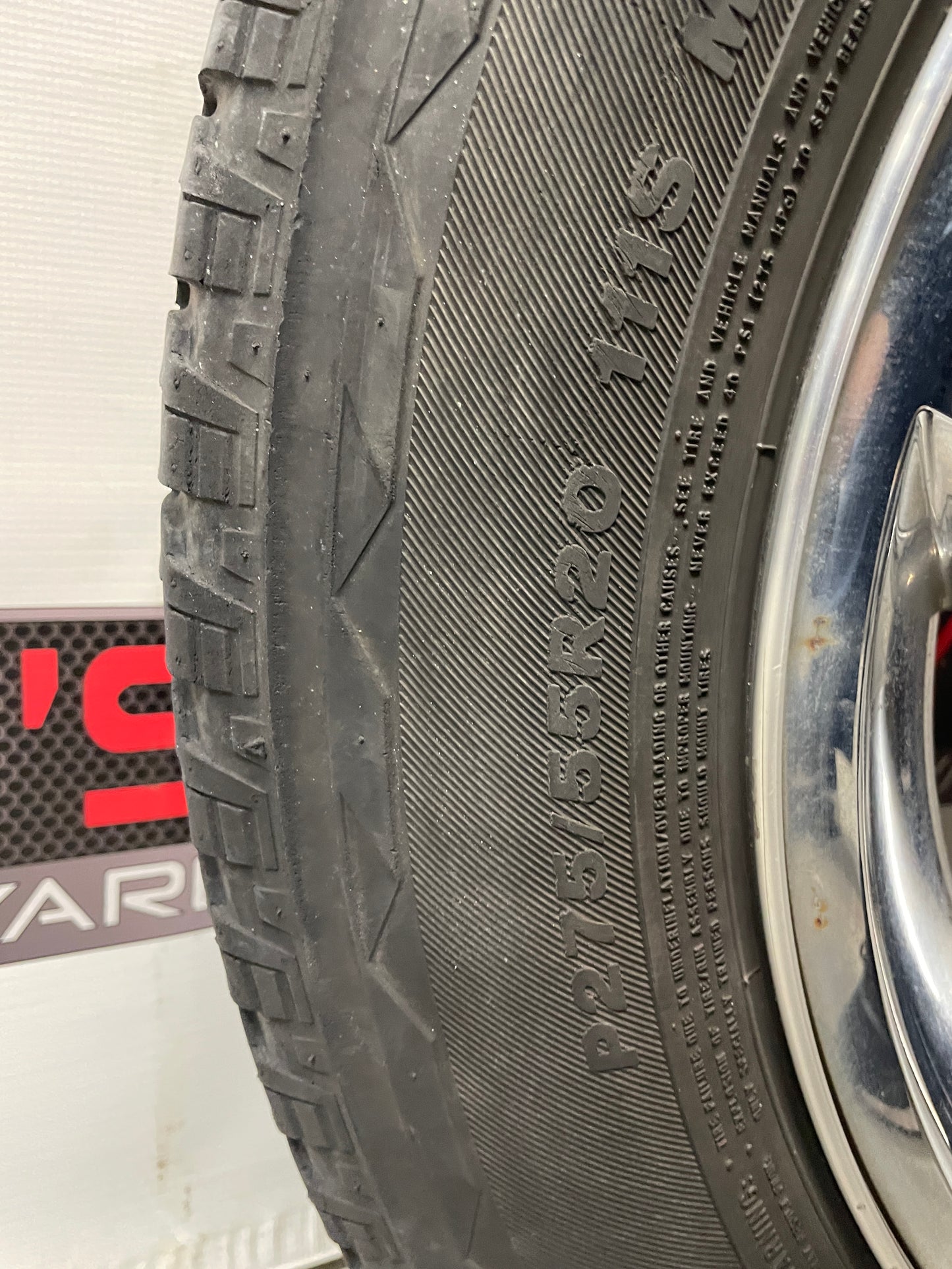 2013 GMC Sierra C1500 SLE Wheels & Tires Bridgestone Dueler Set 20X8.5 - Day's Parts Yard