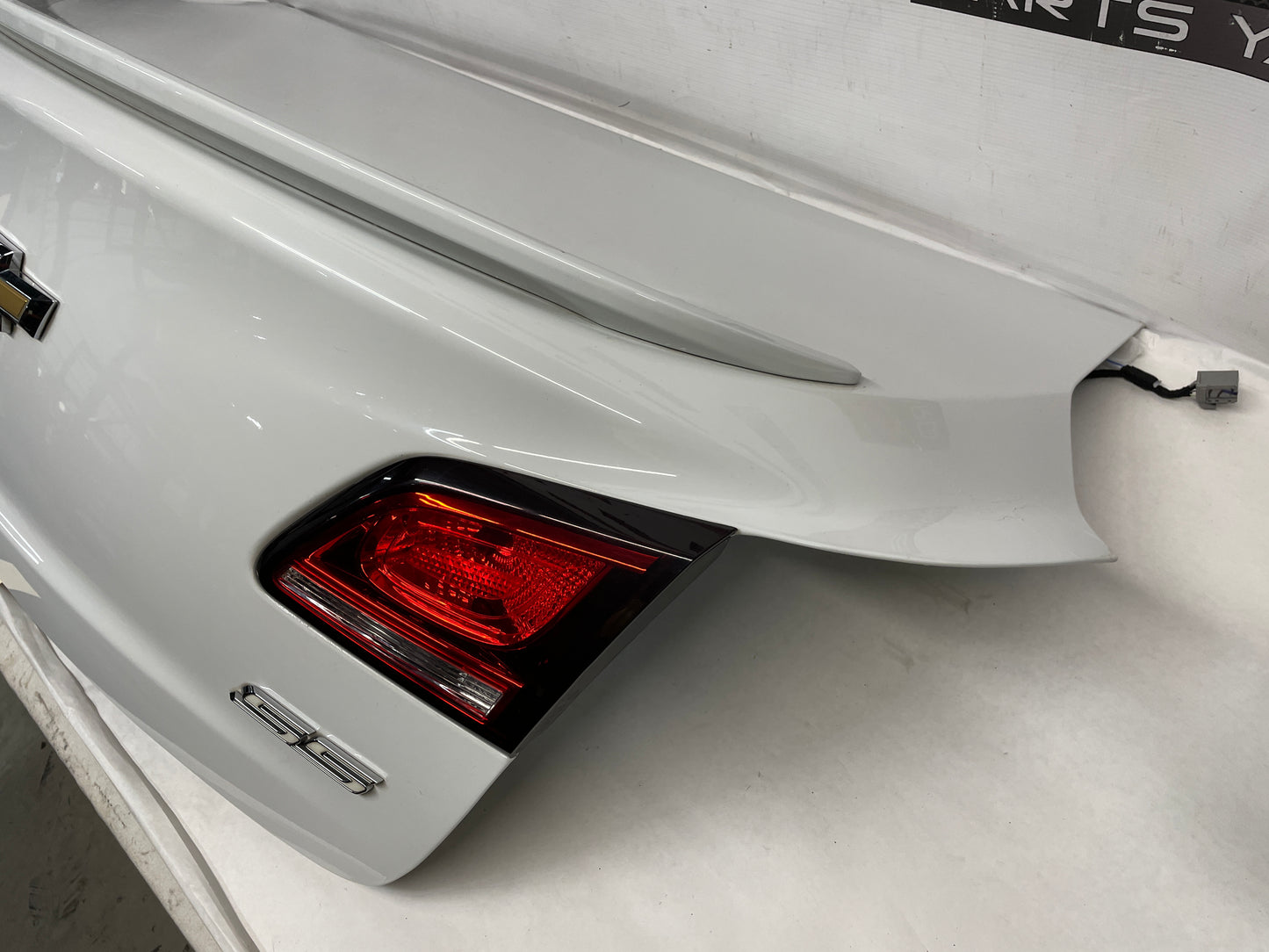 2017 Chevy SS Sedan Trunk Deck Lid w/ Spoiler OEM