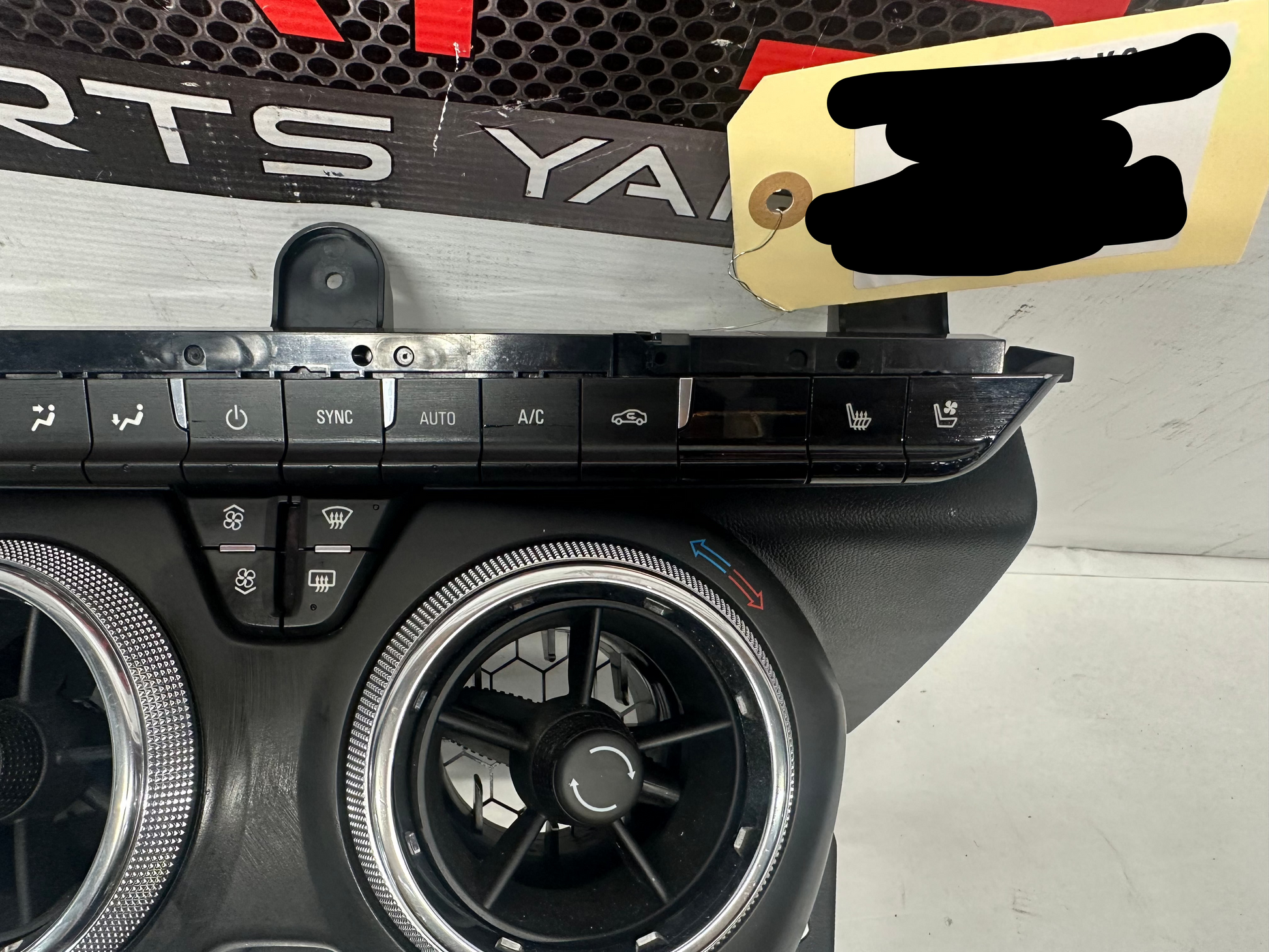 2011 Cadillac CTS-V Coupe  HVAC Heater AC Climate Temperature Controls OEM - Day's Parts Yard
