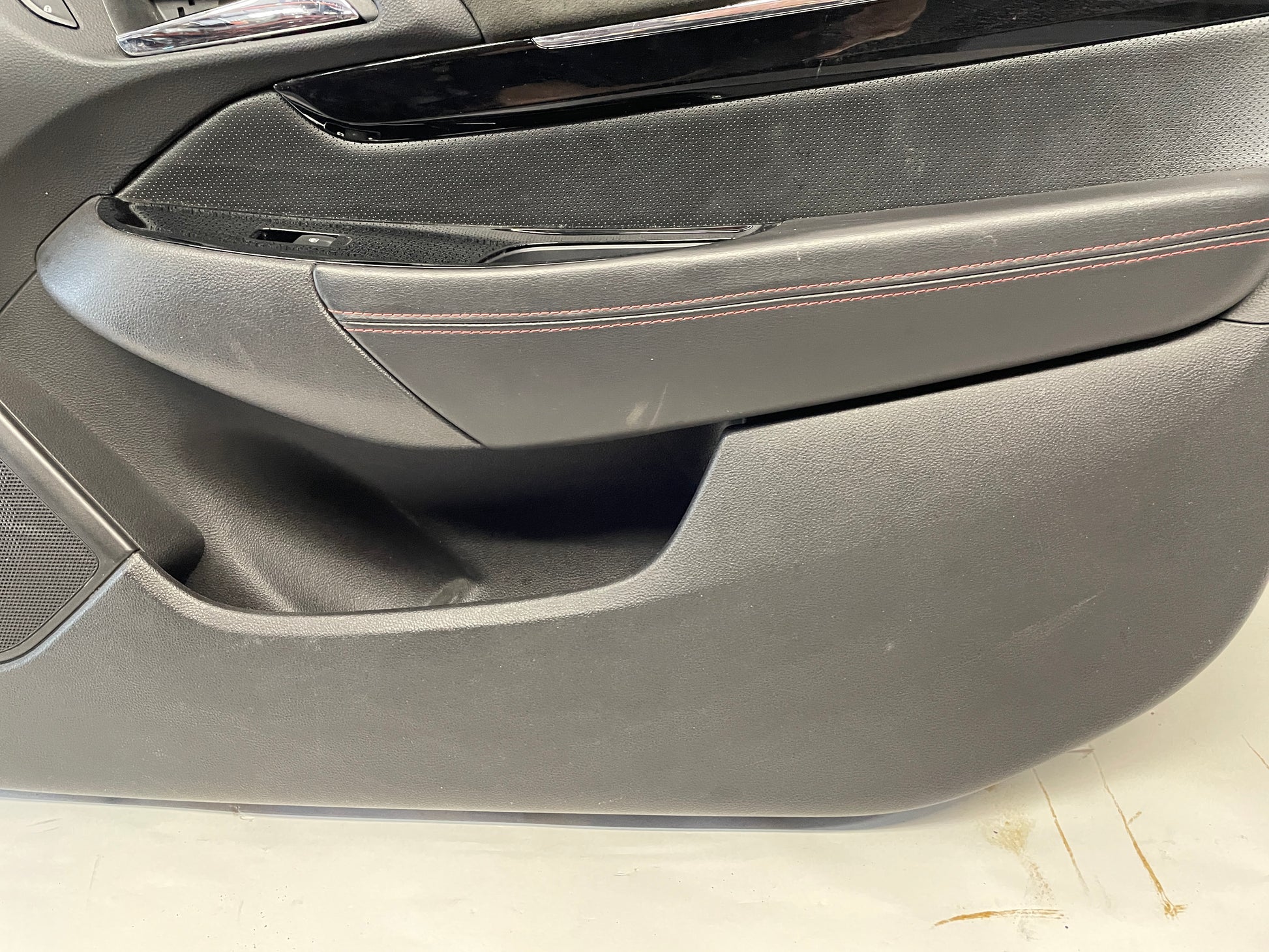2017 Chevy SS Sedan RH Passenger Front Door Panel OEM - Day's Parts Yard