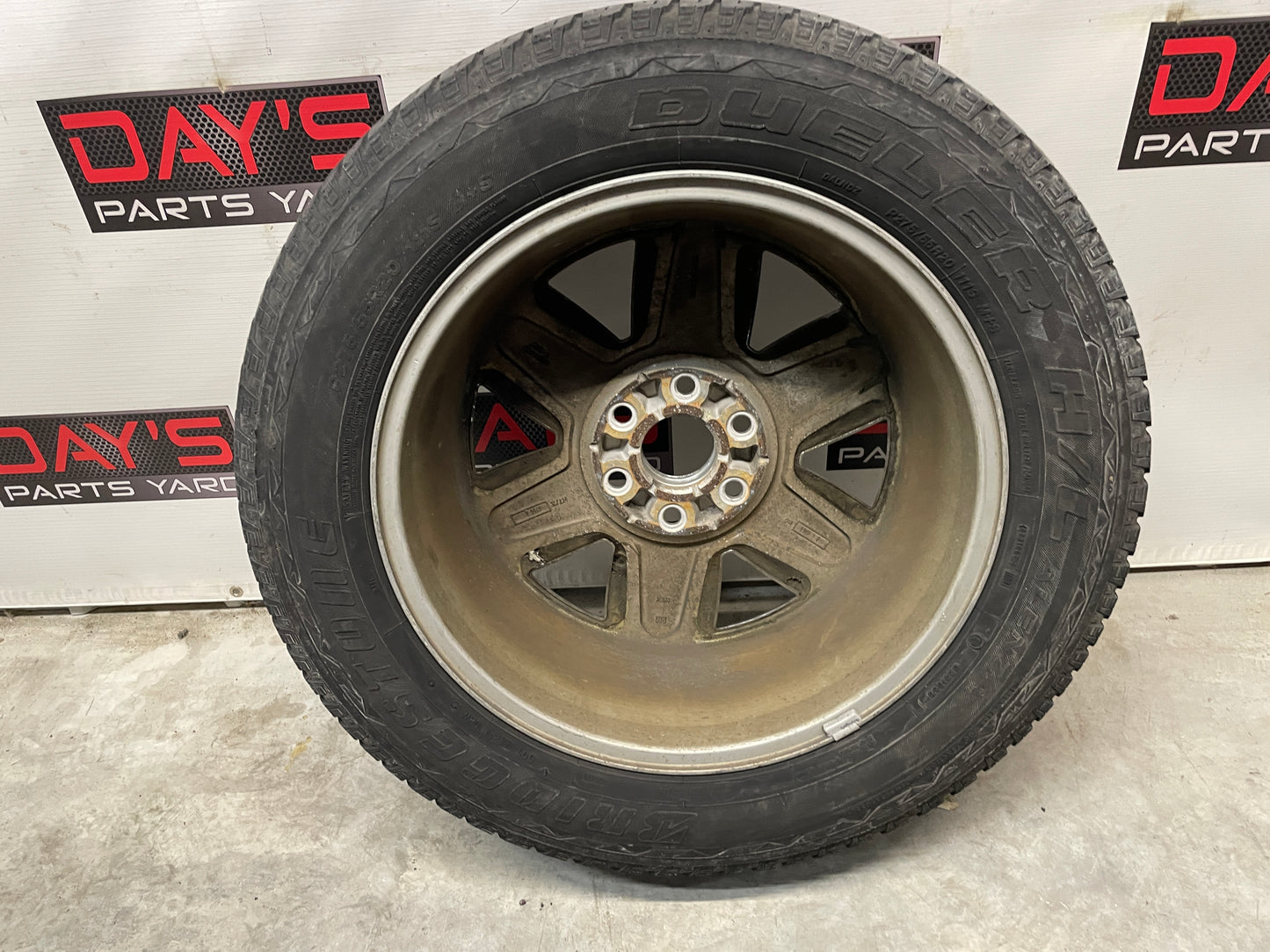2013 GMC Sierra C1500 SLE Wheels & Tires Bridgestone Dueler Set 20X8.5 - Day's Parts Yard
