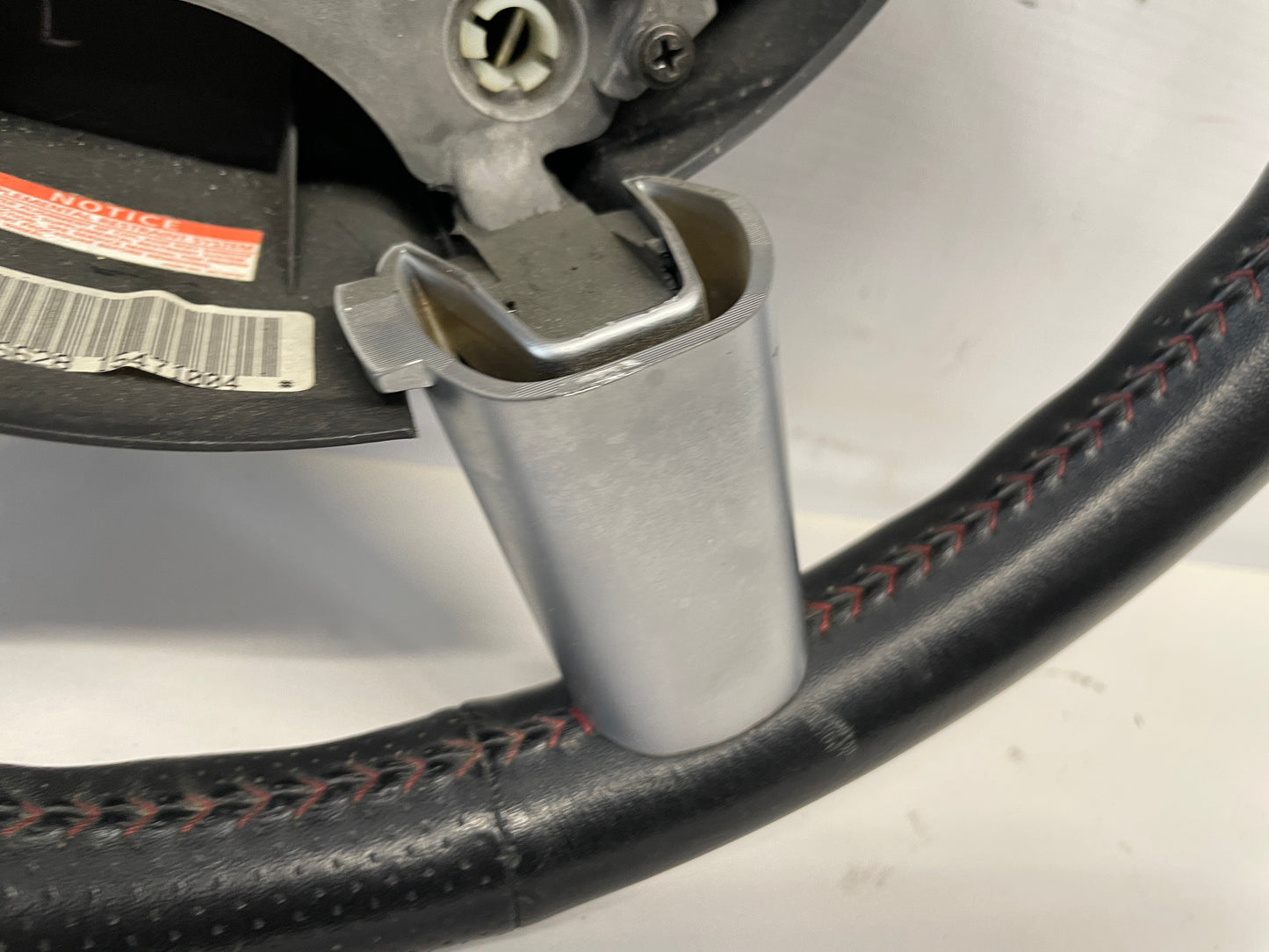 2005 Pontiac GTO Steering Wheel OEM - Day's Parts Yard
