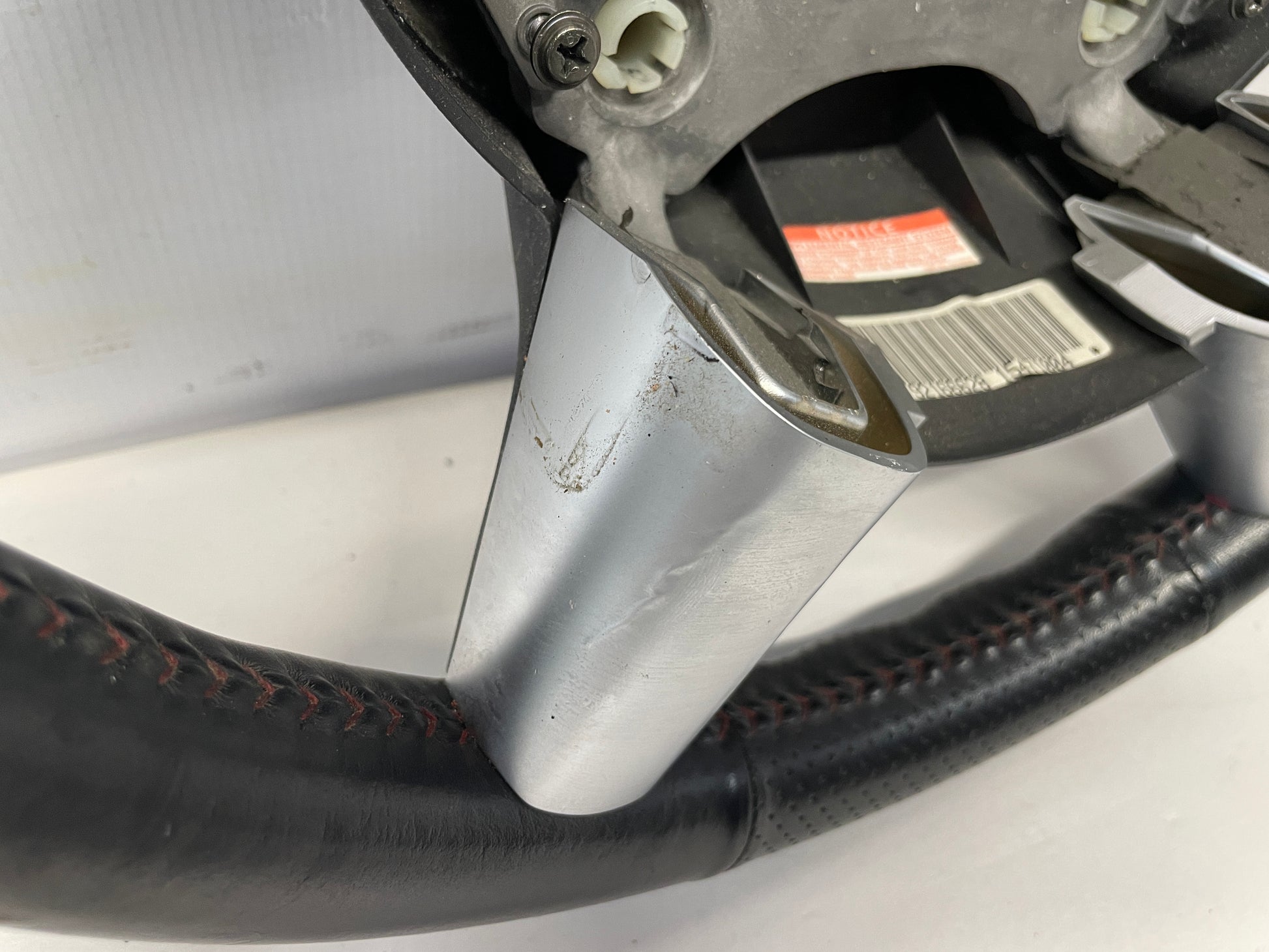 2005 Pontiac GTO Steering Wheel OEM - Day's Parts Yard