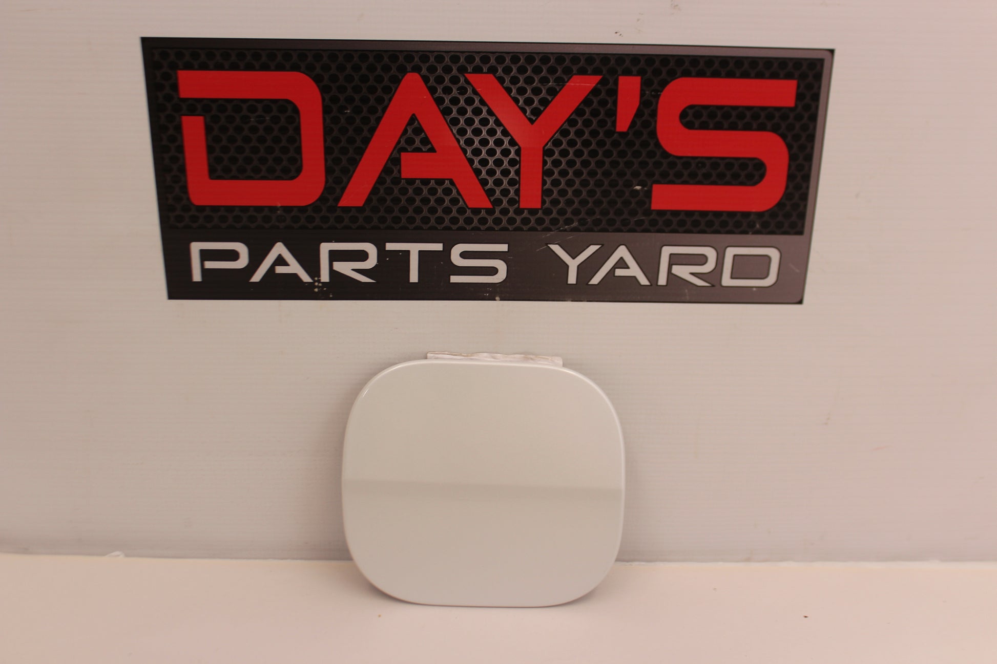 2016 Cadillac CTS-V Fuel Tank Door Lid Cover OEM - Day's Parts Yard
