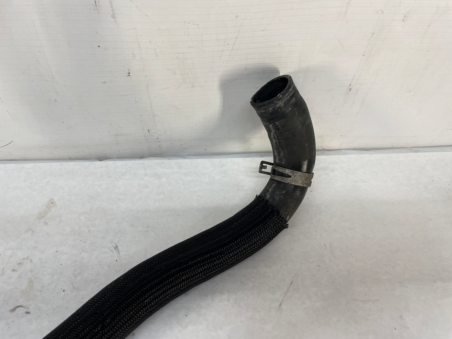 2010 Cadillac CTS-V Sedan Lower Radiator Hoses Lines Tubes OEM