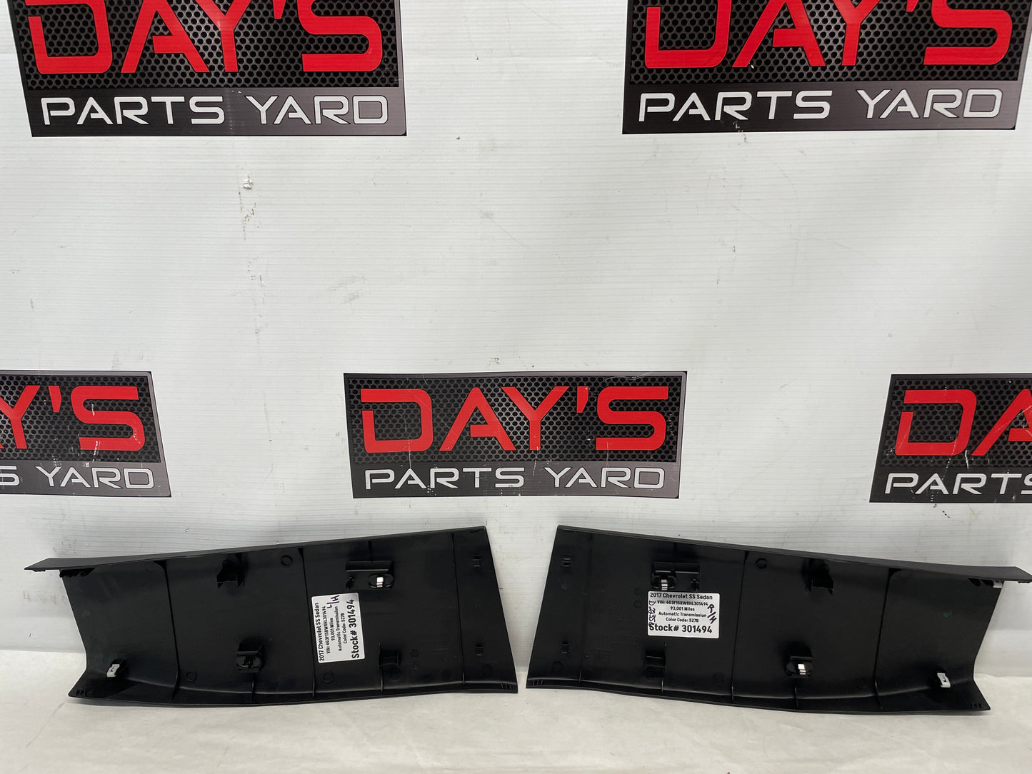 2017 Chevy SS Sedan RH & LH Interior B Pillar Center Trim Cover Molding Panel OEM